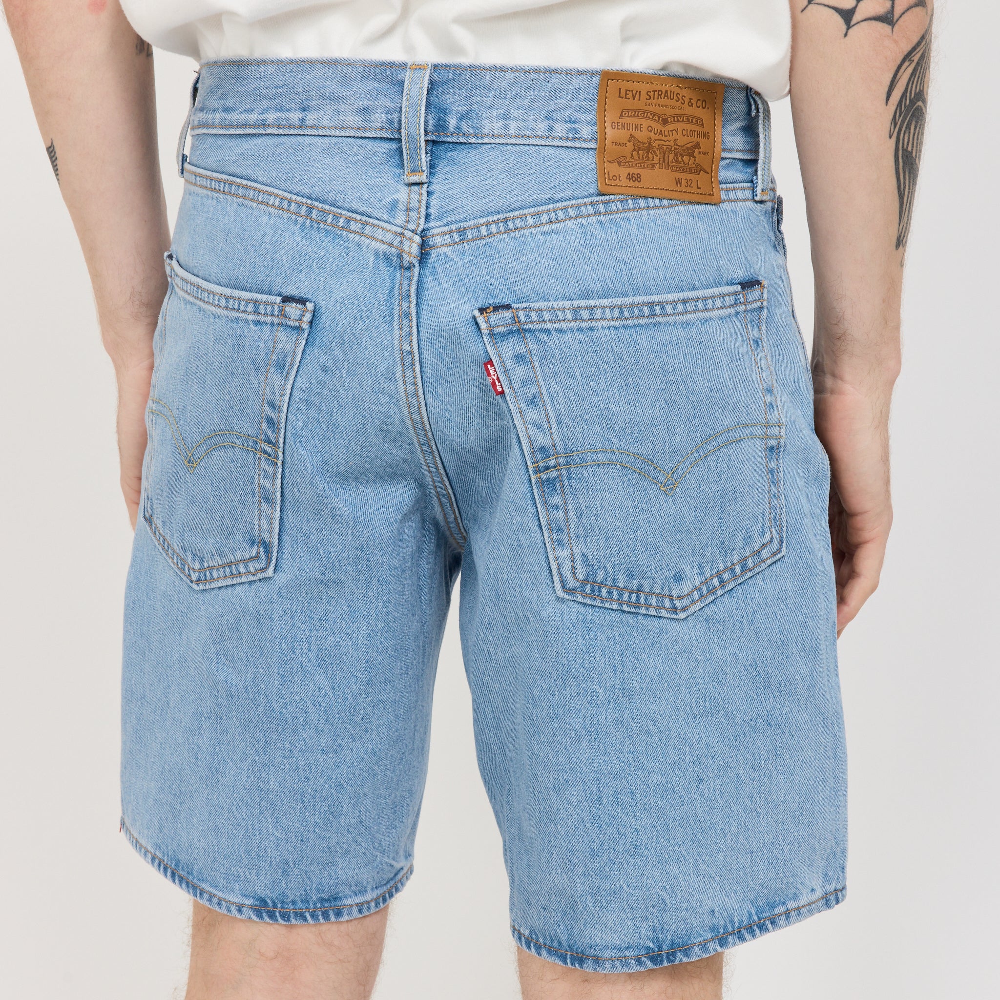 Levis | 468 Loose Light Jog Shorts | Maplestore