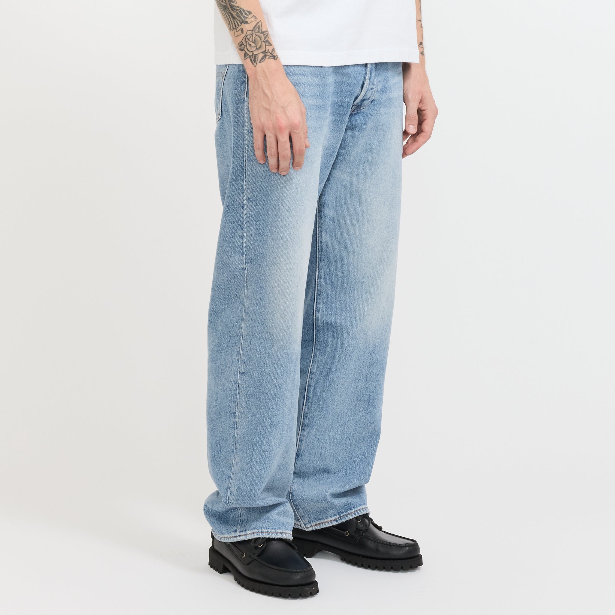 Levis | 501 Loose In My Bronco | Maplestore