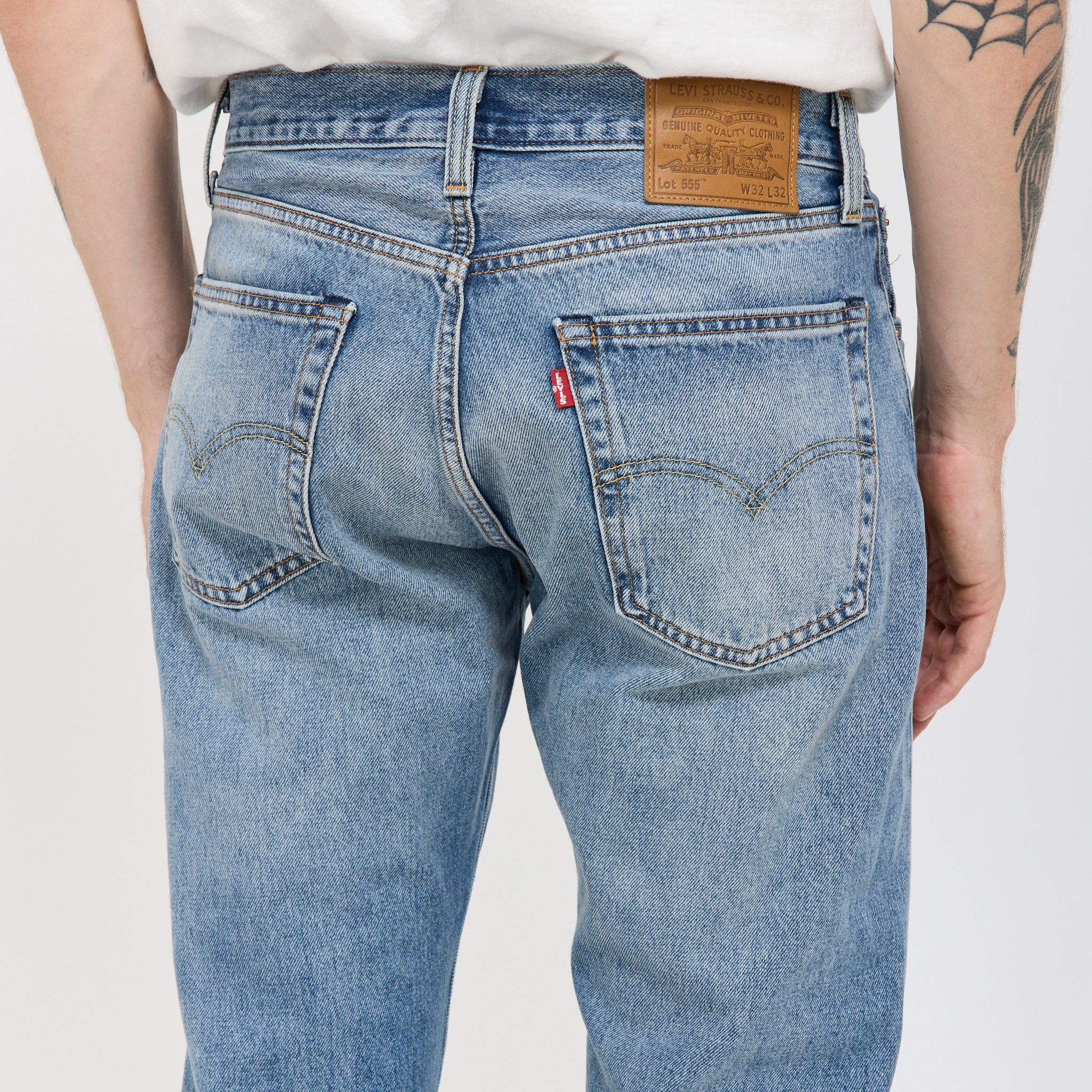 Levis | 555 Relaxed Straight Indigo Champion | Maplestore