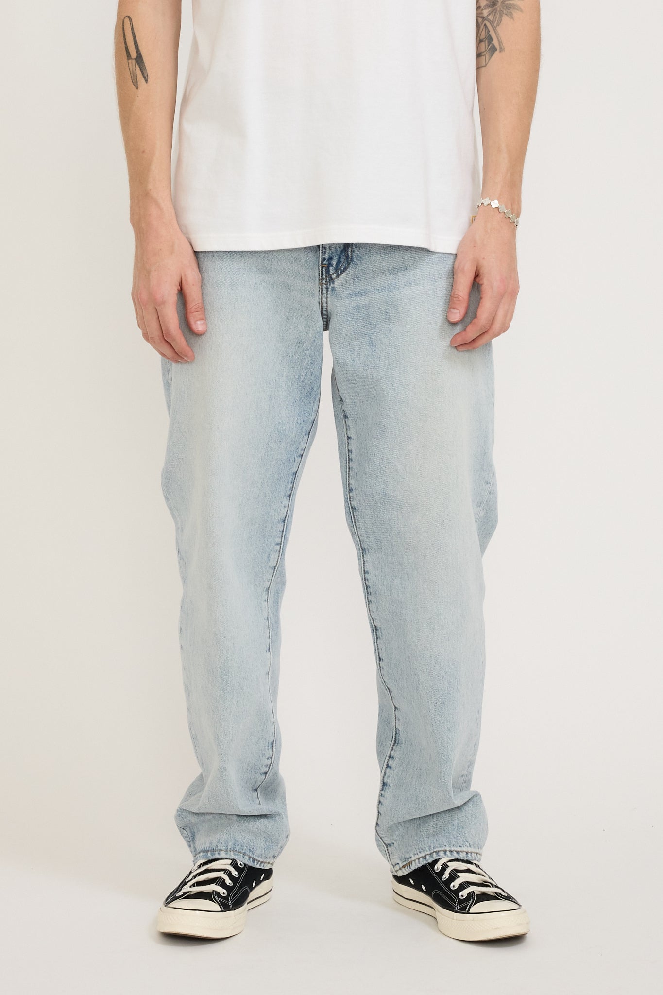 Levis | 568 Loose Straight Baby Blue Essentials | Maplestore