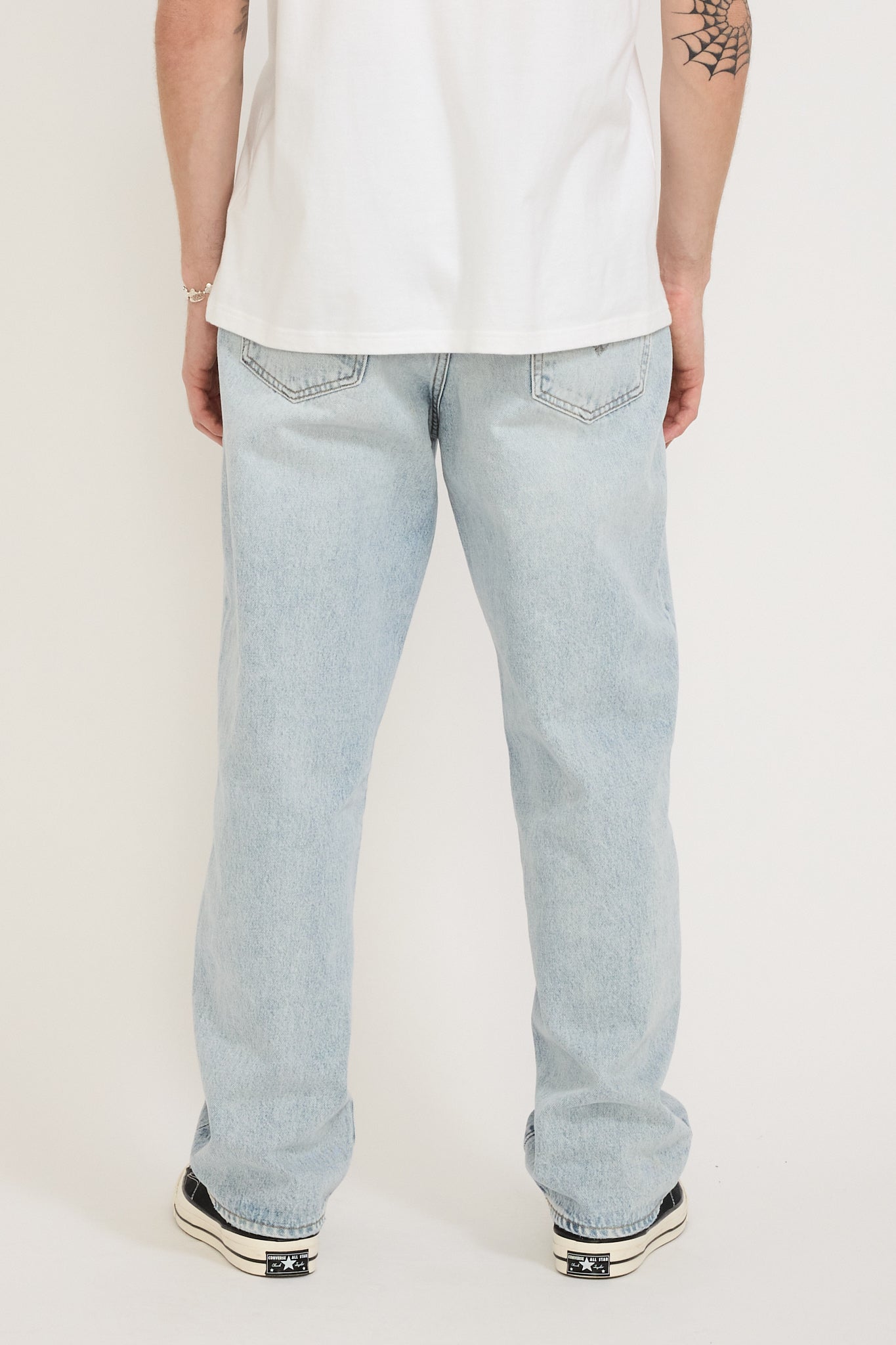 Levis | 568 Loose Straight Baby Blue Essentials | Maplestore