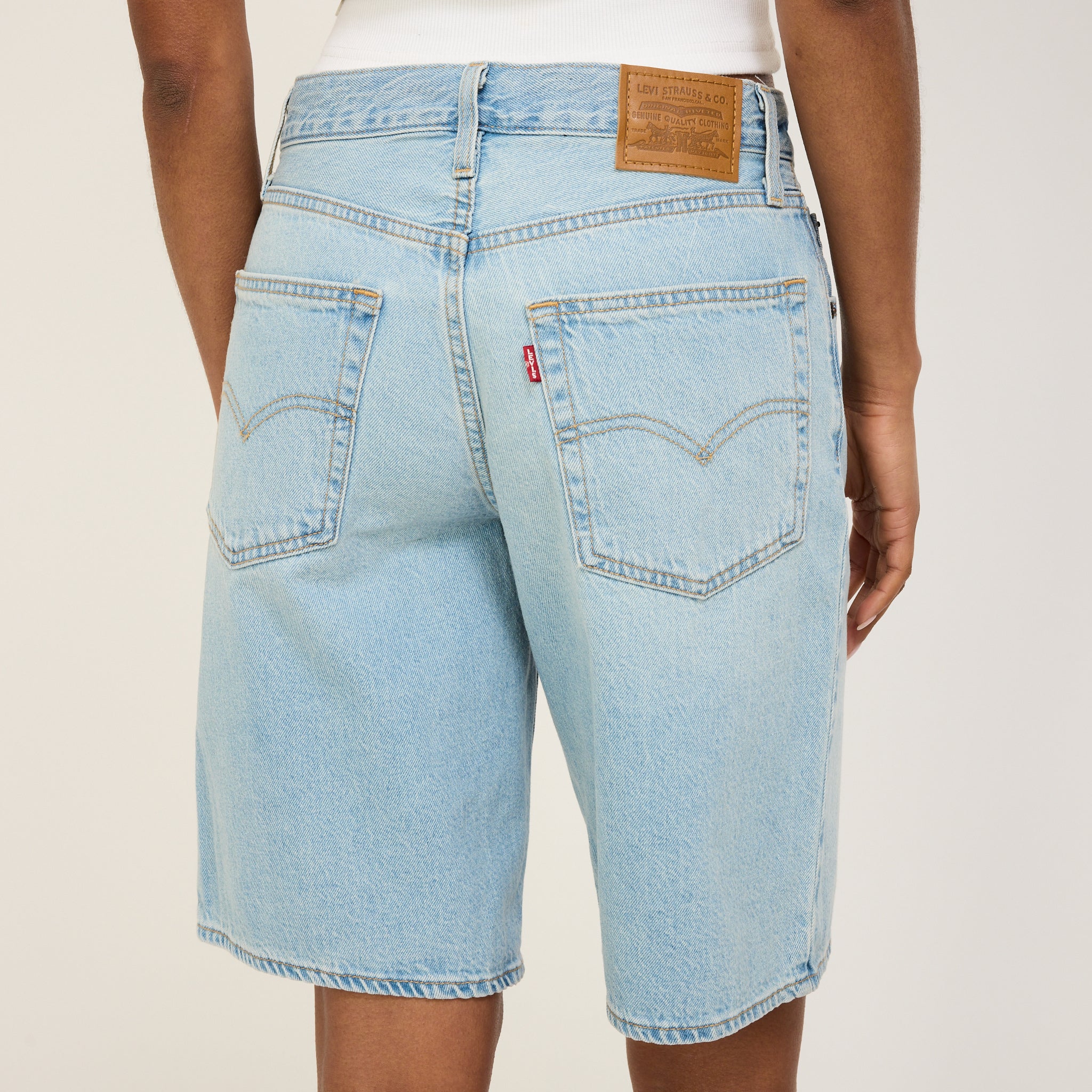 Levis | Baggy Dad Jort Pick Sides Short | Maplestore