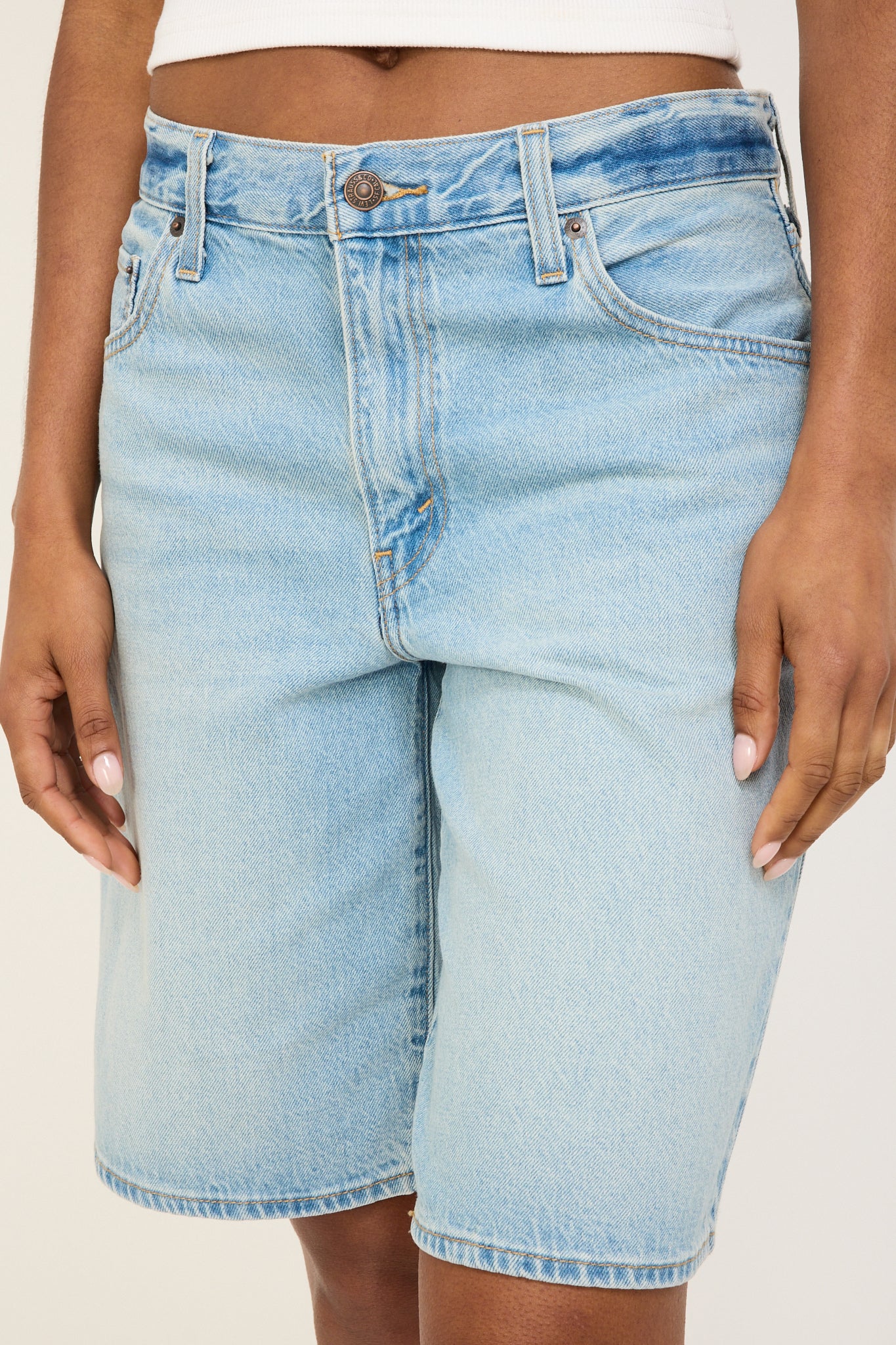 Levis | Baggy Dad Jort Pick Sides Short | Maplestore