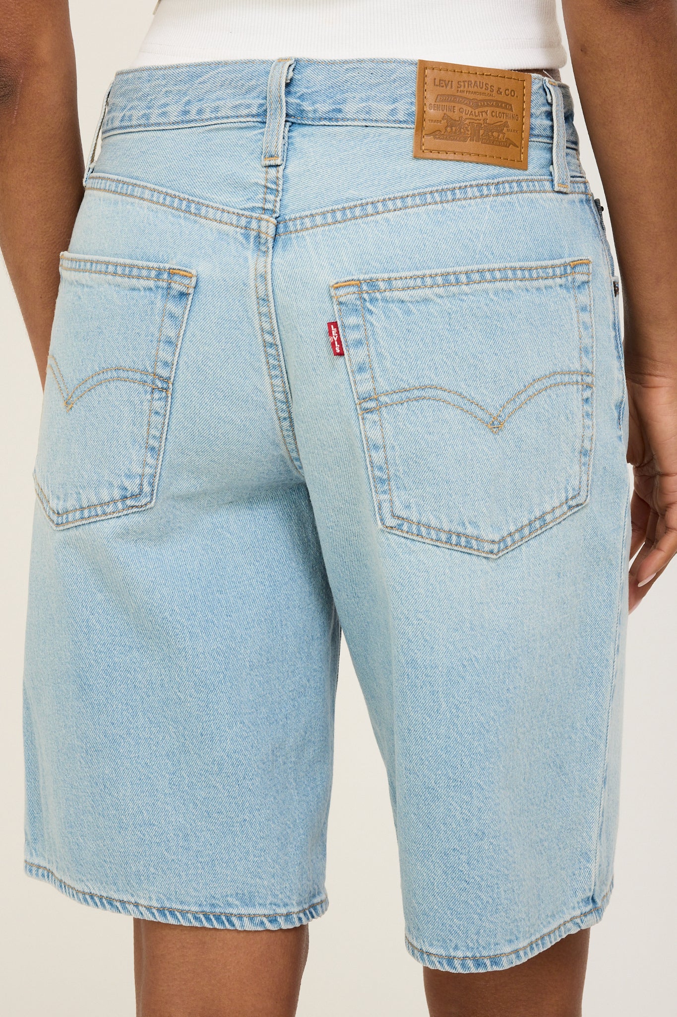 Levis | Baggy Dad Jort Pick Sides Short | Maplestore