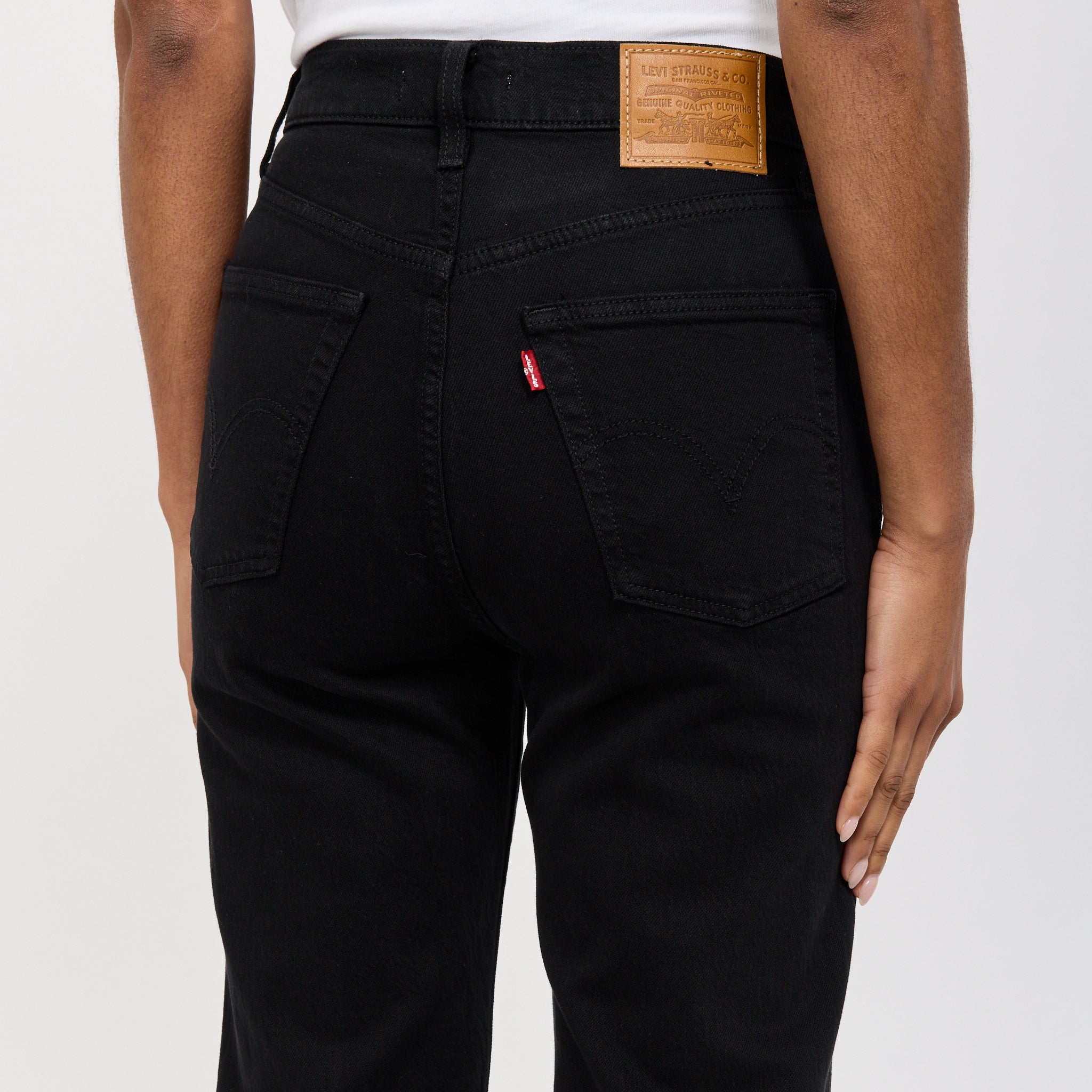 Levis | Ribcage Straight Ankle Black Sprout | Maplestore