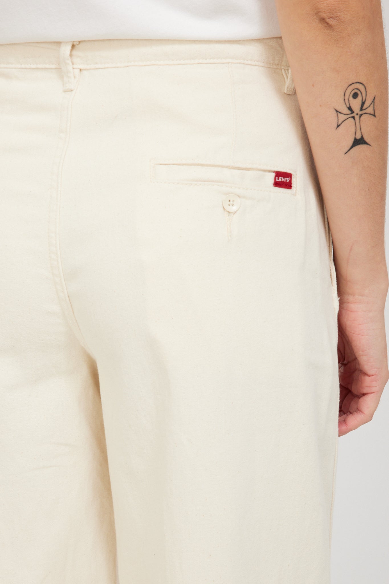 Levis | Wellthread Orchard Soft Straight Trouser Soft Ceramic | Maplestore