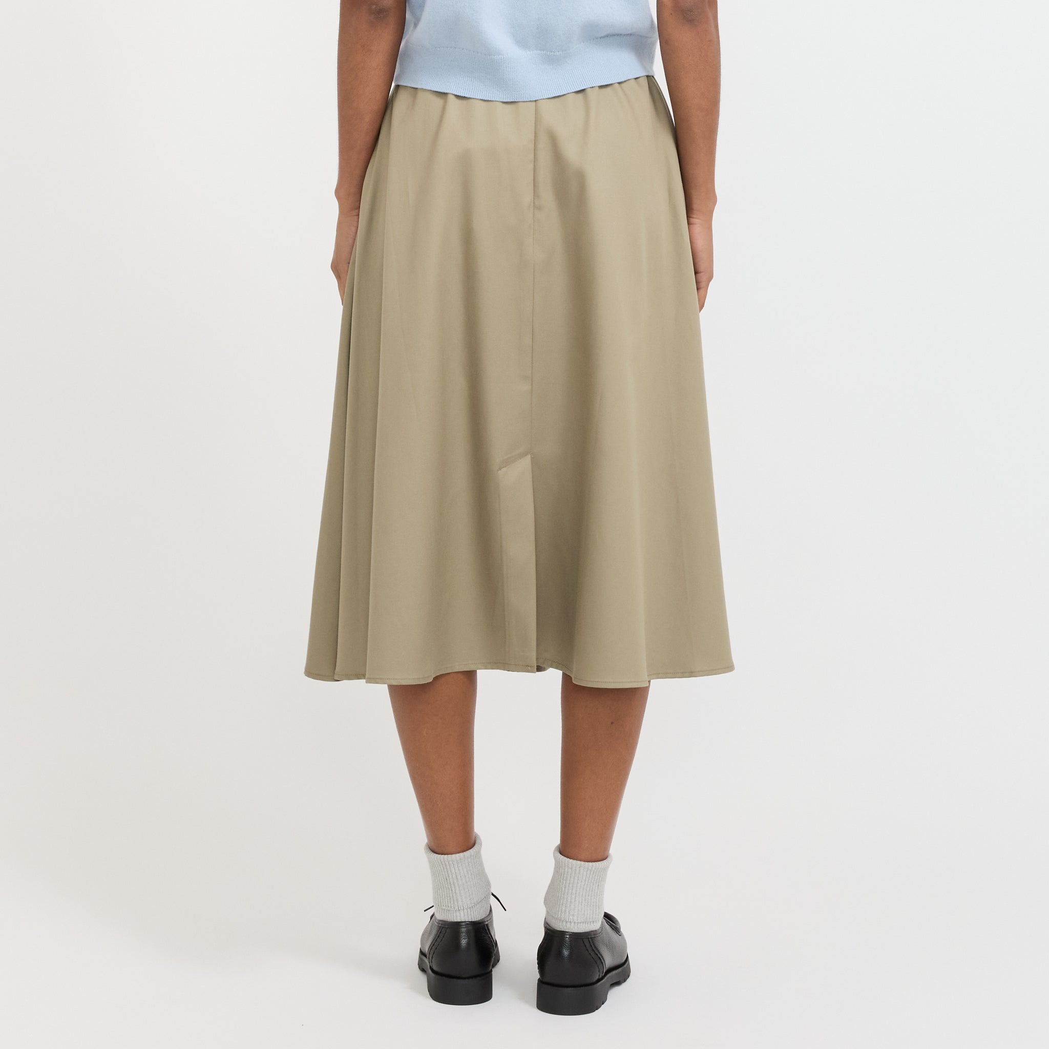 Le Mont Saint Michel | Jeanette Midi Pleated Skirt Kaki | Maplestore