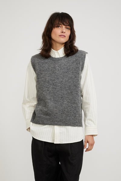Le Mont Saint Michel | Simaka Sleeveless Sweater Grey | Maplestore
