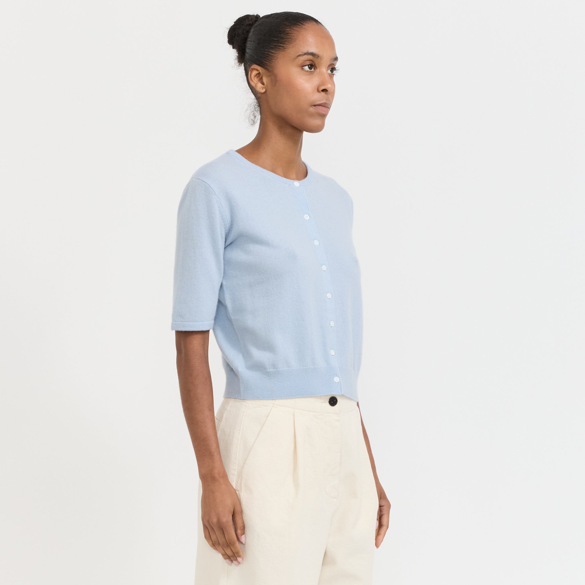 Le Mont Saint Michel | Sirma Short Sleeve Cardigan Sky | Maplestore