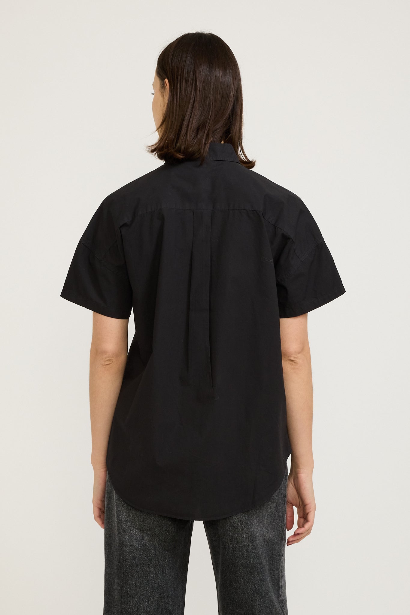 LMND | Chiara Short Sleeve Shirt Black | Maplestore