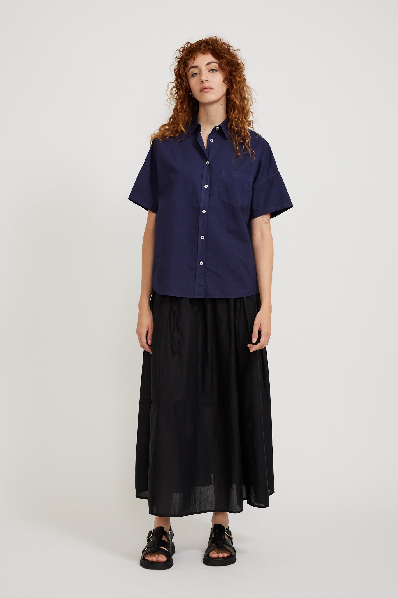 LMND | Chiara Short Sleeve Shirt Navy | Maplestore