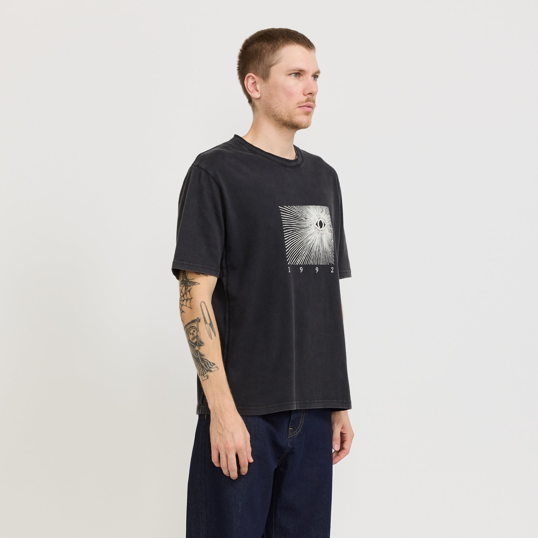 Magic Castles | 1992 S/S Tee Vintage Black | Maplestore