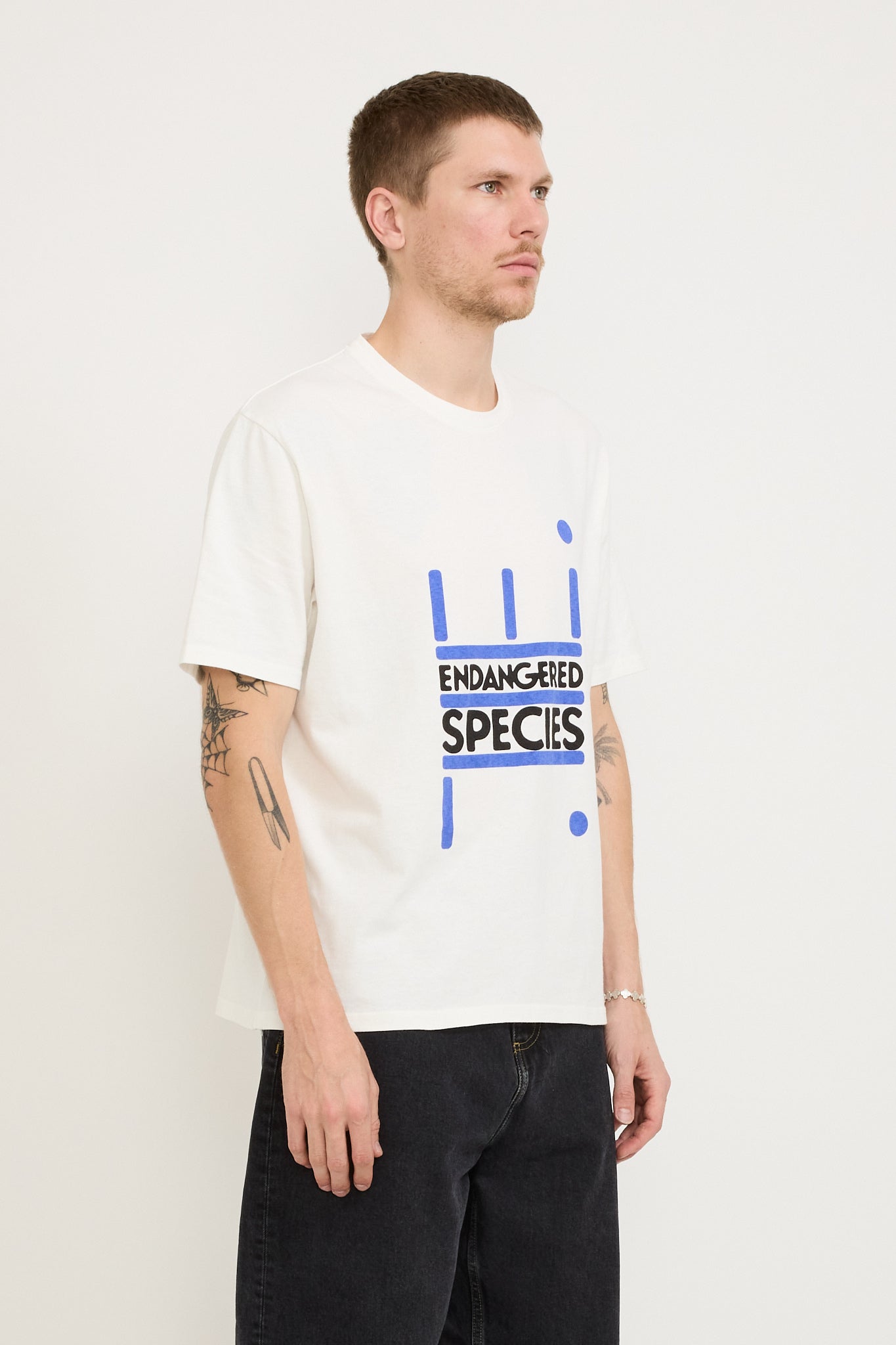 Magic Castles | Endangered Species SS Tee Off White | Maplestore