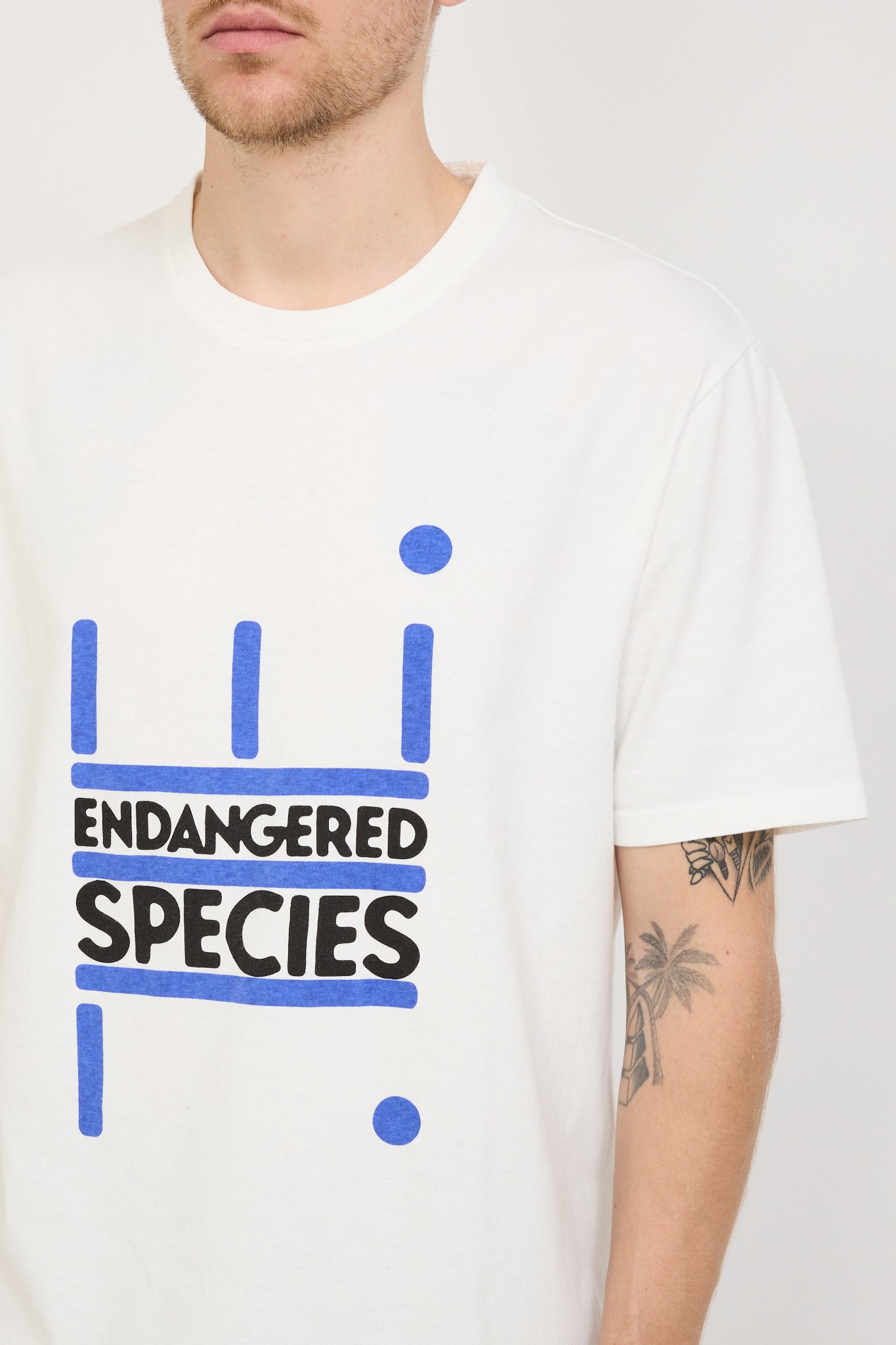 Magic Castles | Endangered Species SS Tee Off White | Maplestore