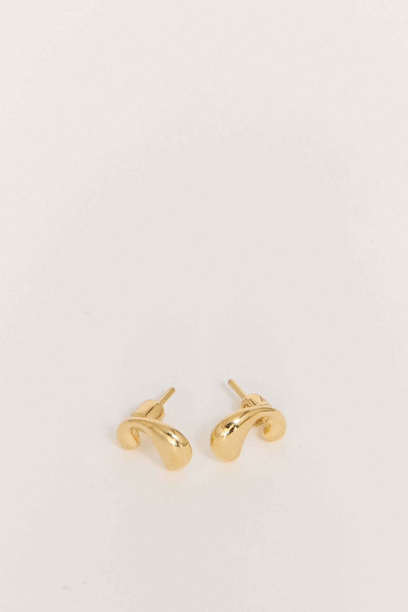 Dolphin Splash Studs Pair Gold