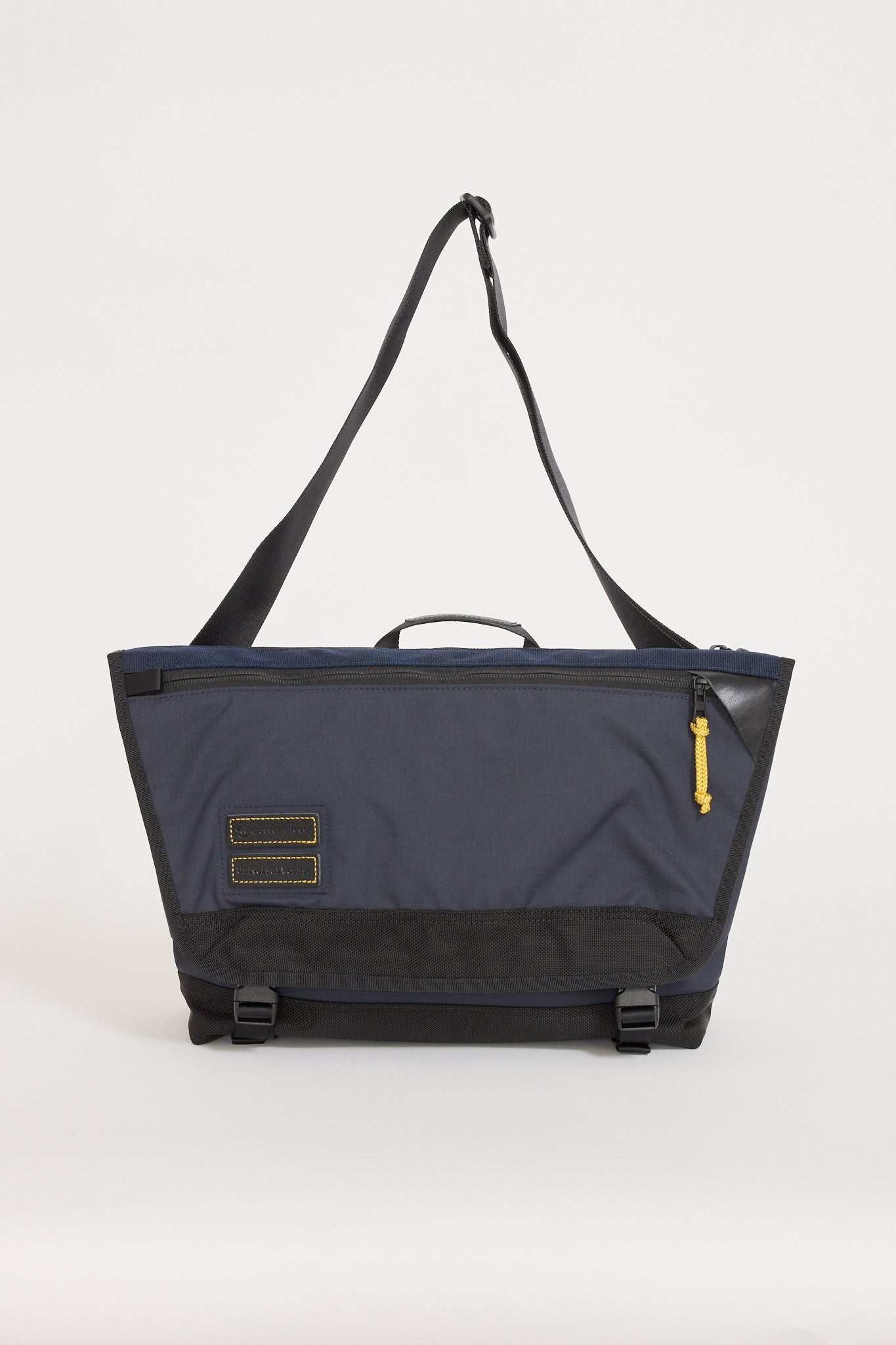 Universal Works | Master-Piece x Universal Works Courier Bag Navy | Maplestore