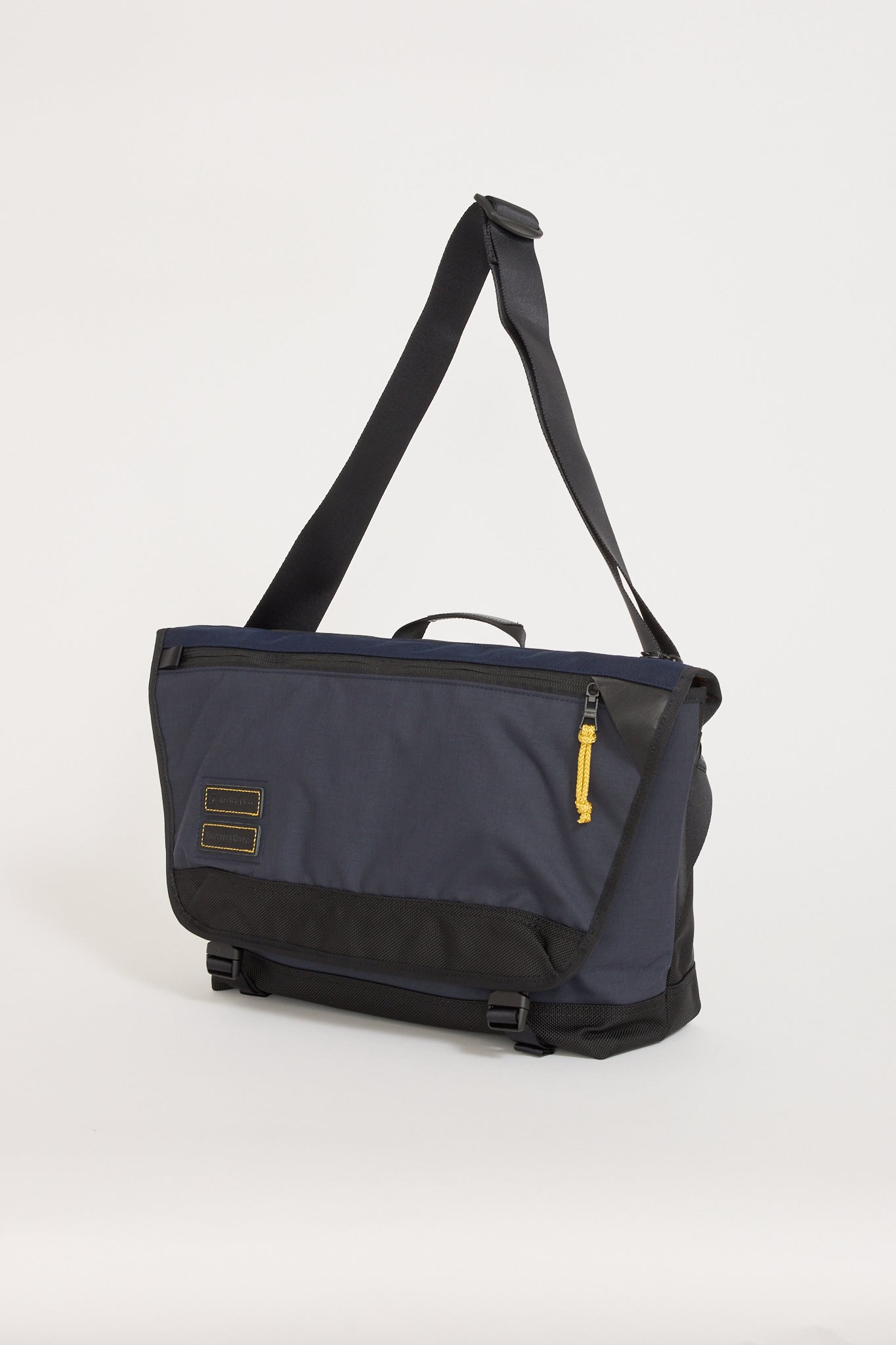 Universal Works | Master-Piece x Universal Works Courier Bag Navy | Maplestore