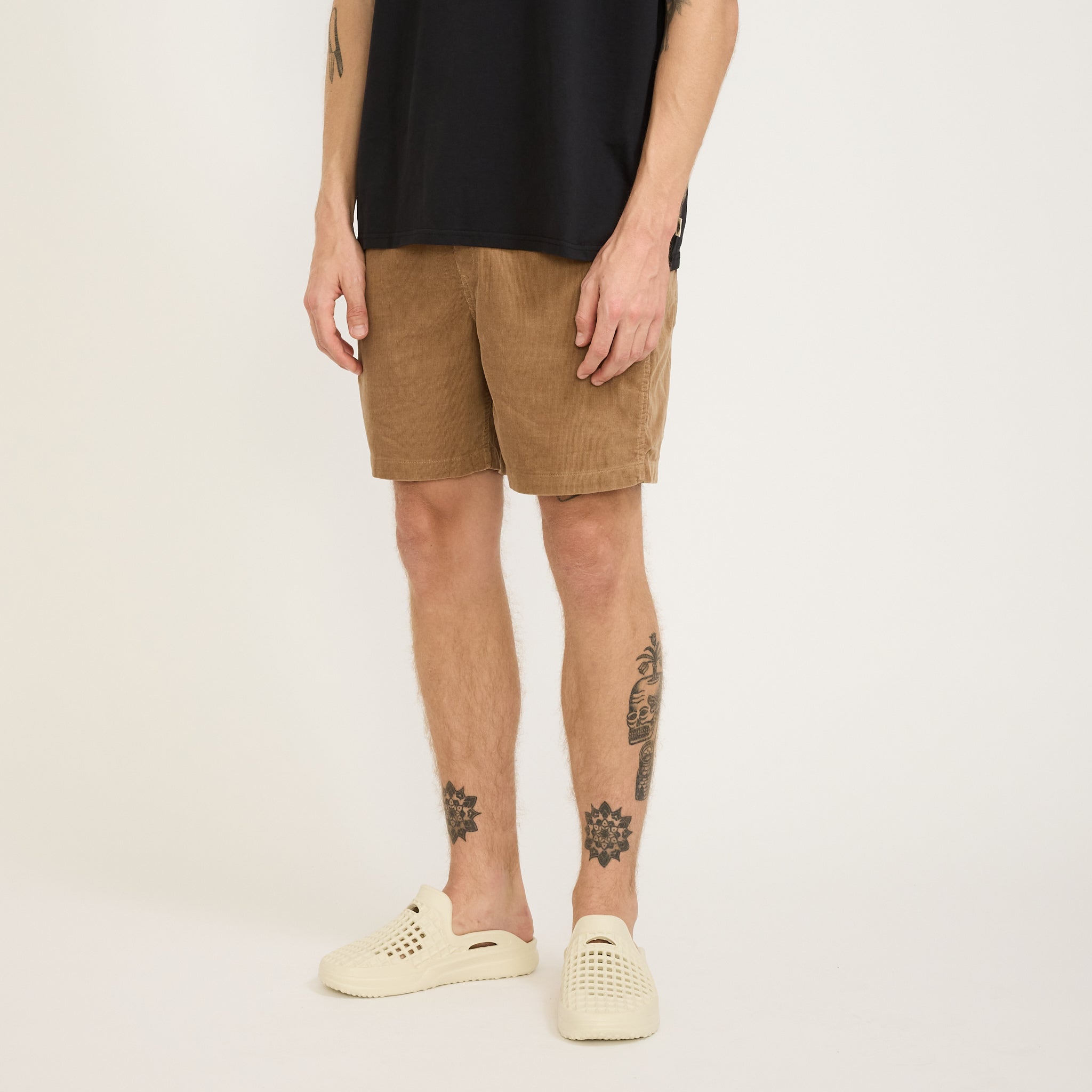 Cord Shorts Dark Tan