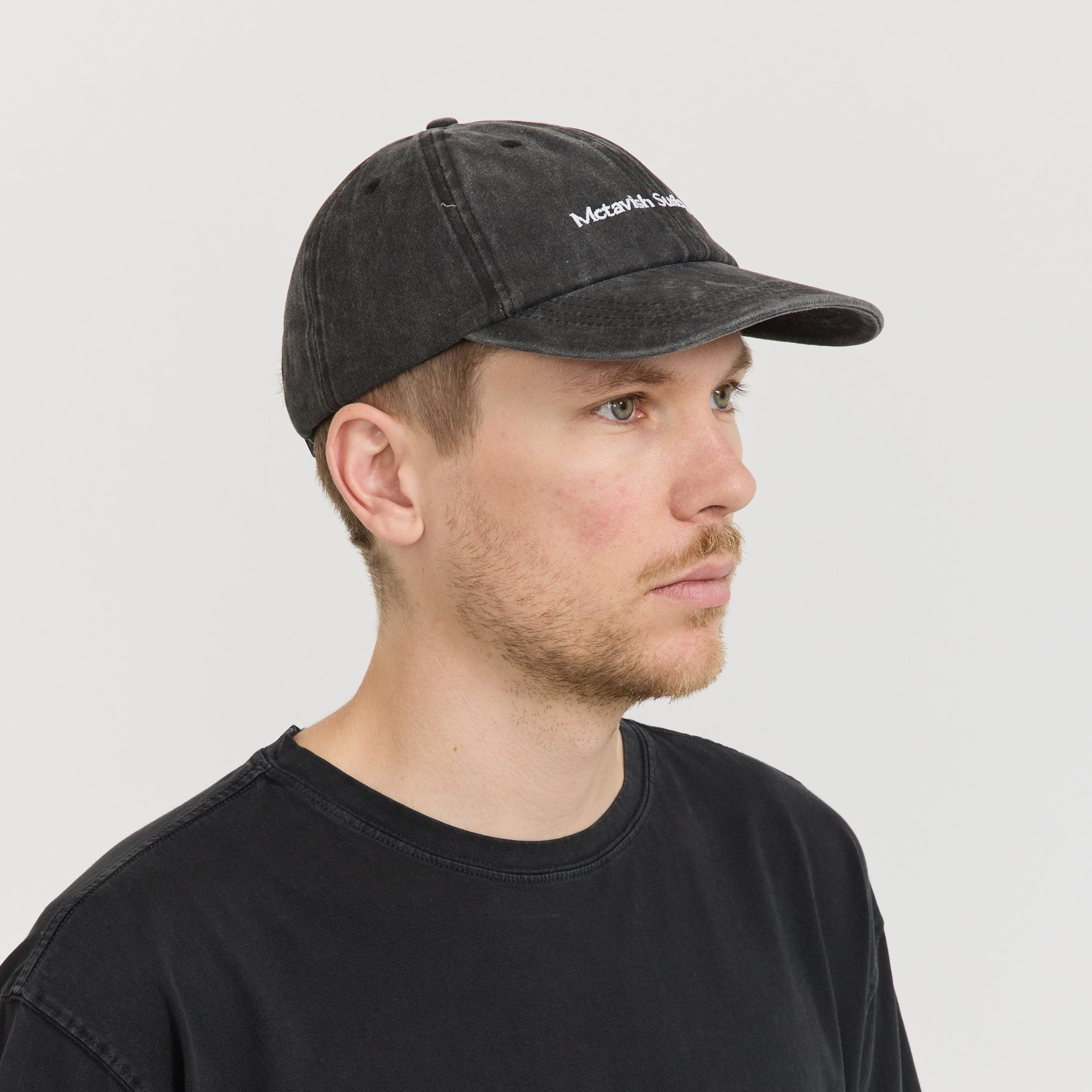 Serif Cap Black