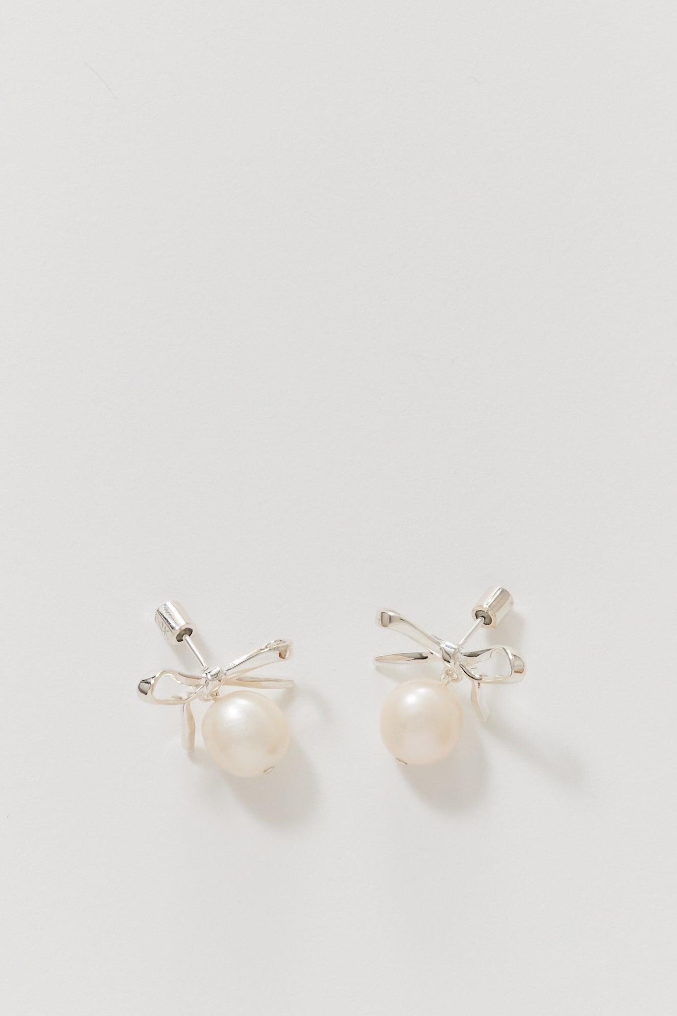 Bow Pearl Studs Sterling Silver
