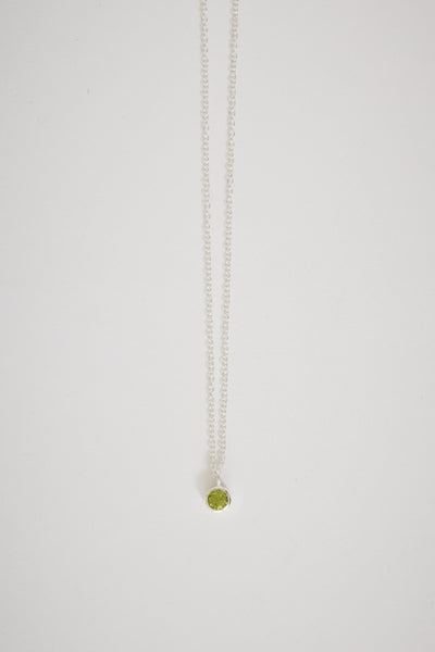 Meadowlark | Cosmo Charm Necklace Sterling Silver / Peridow | Maplestore