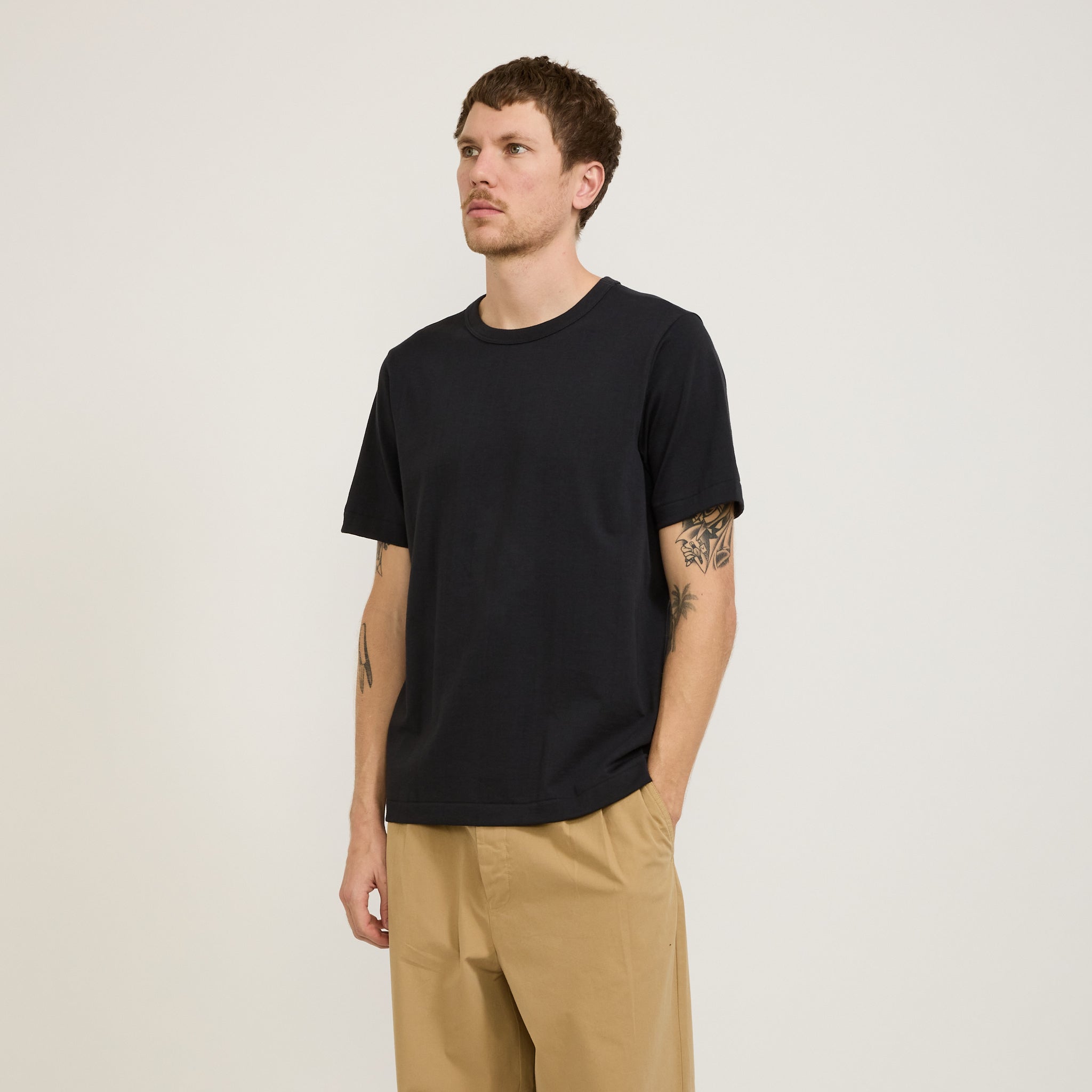 Merz B Schwanen | 214 Loopwheeled Relaxed Crew Neck T-Shirt Charcoal | Maplestore