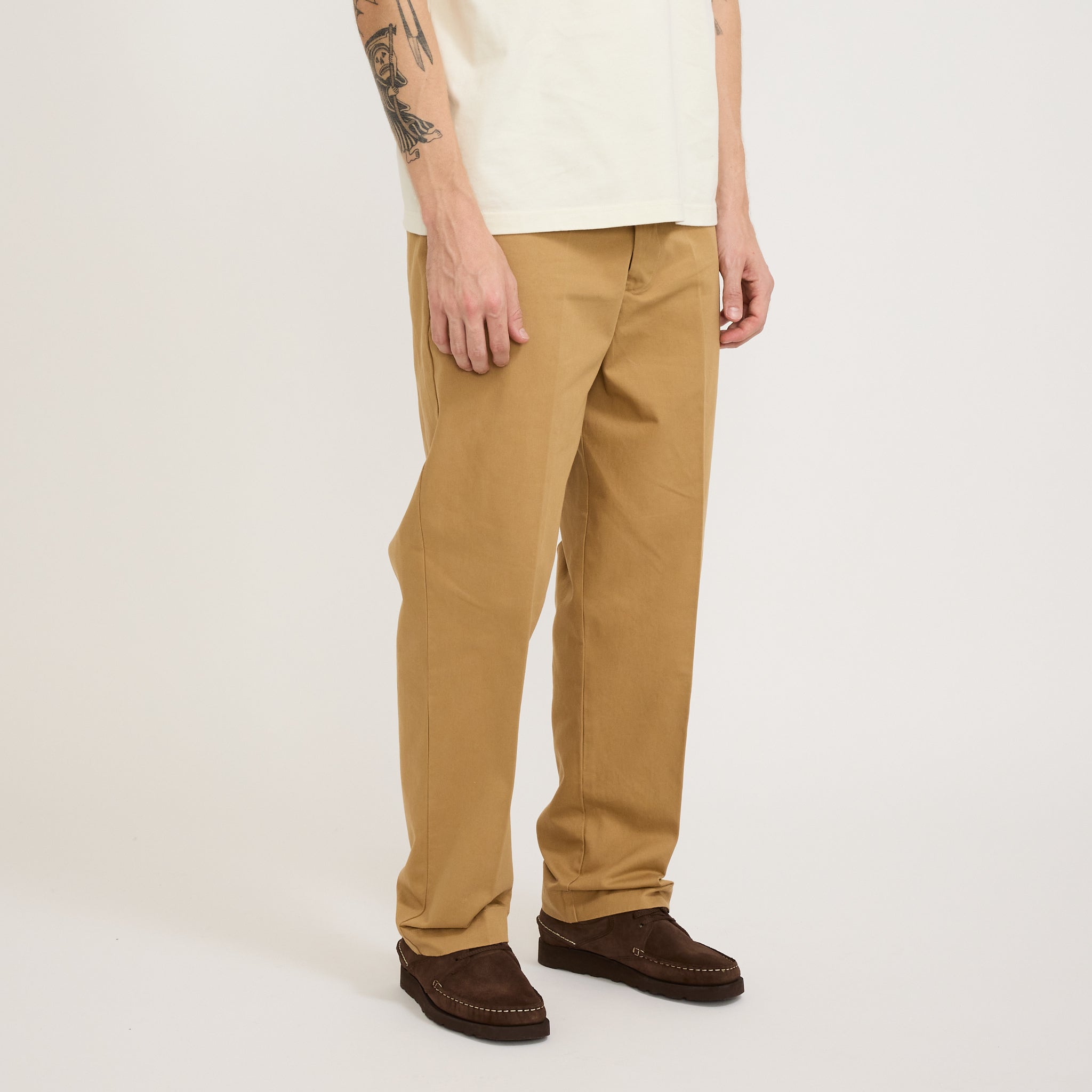 Merz B Schwanen | GOOD BASICS | Relaxed Fit Chino Khaki | Maplestore