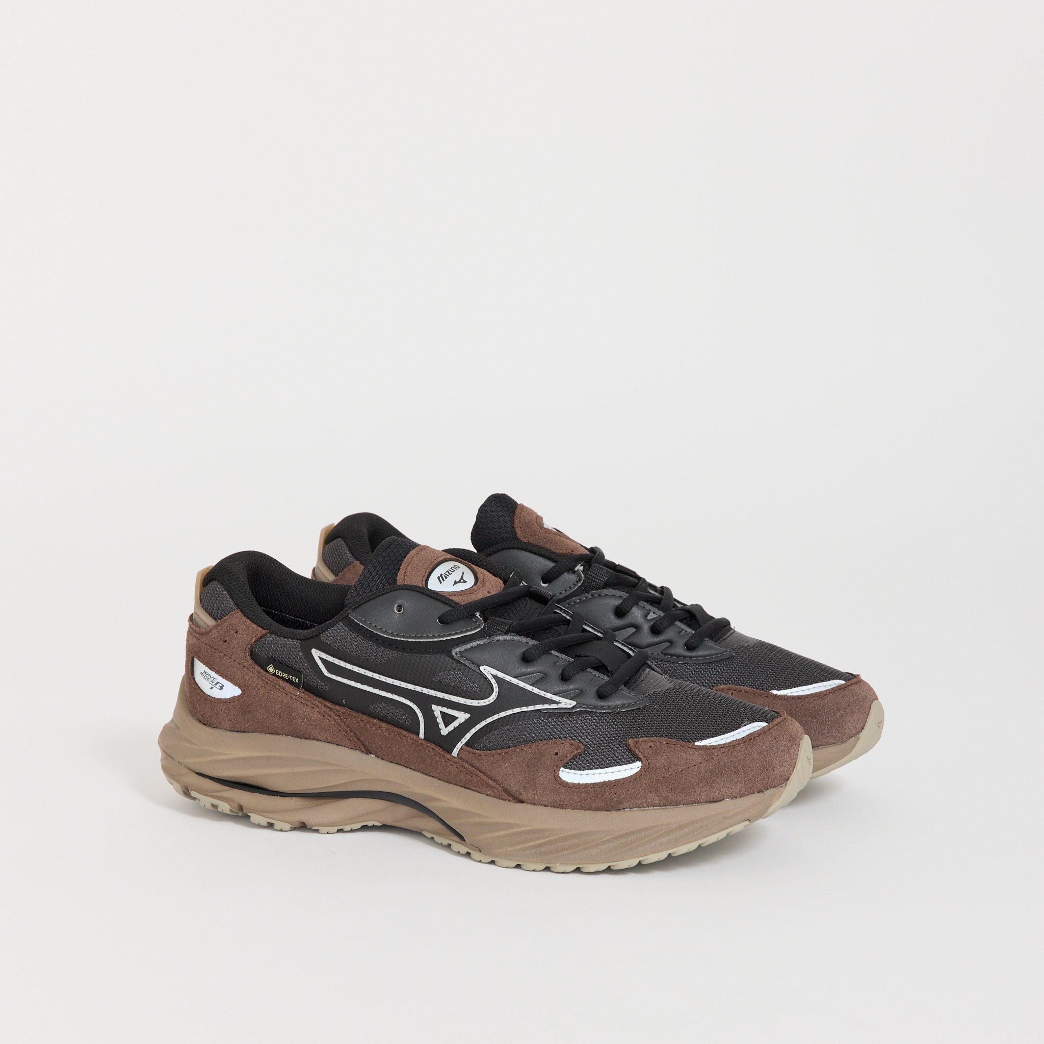 Mizuno | Wave Rider Beta GTX Black Sand/Black/Chicory Coffee | Maplestore