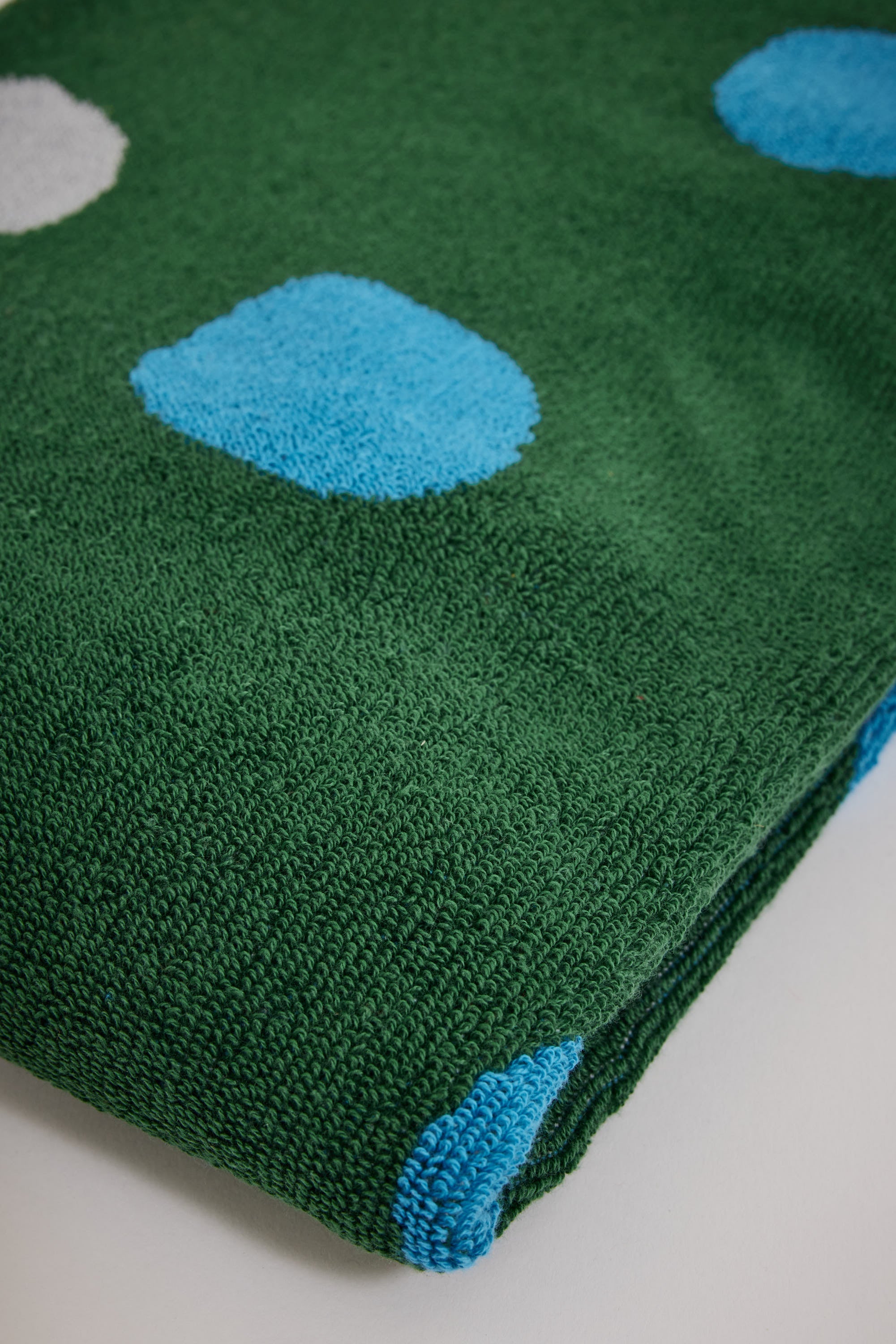 Mollusk | Seeing Dots Towel | Maplestore