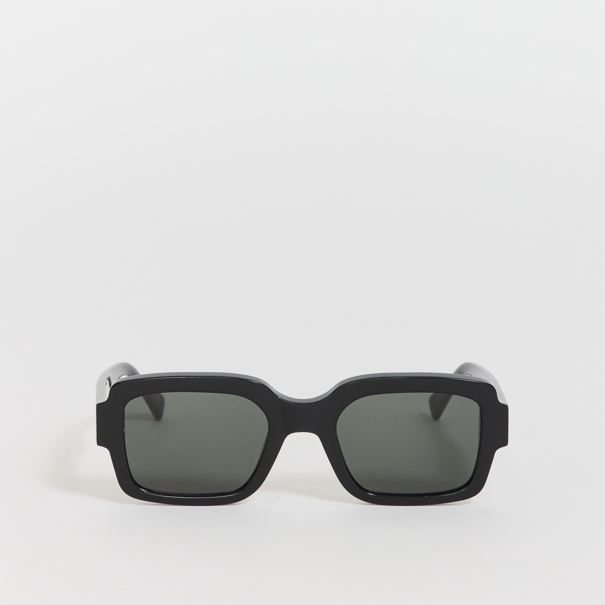 Apollo Black | Green Solid Lens