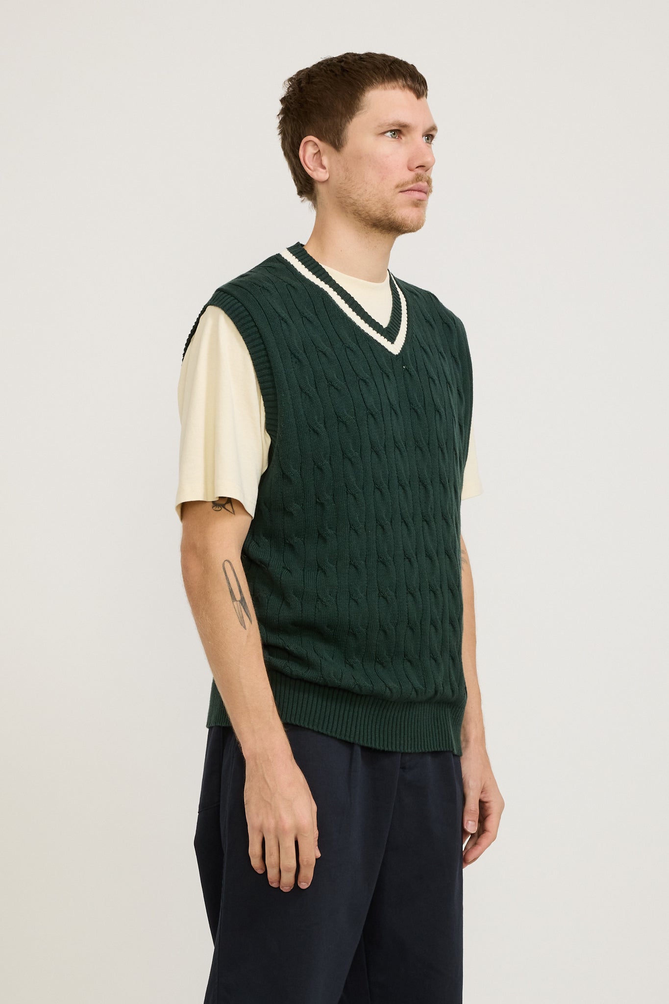 Museum of Peace & Quiet | School House Knit Vest Forest | Maplestore