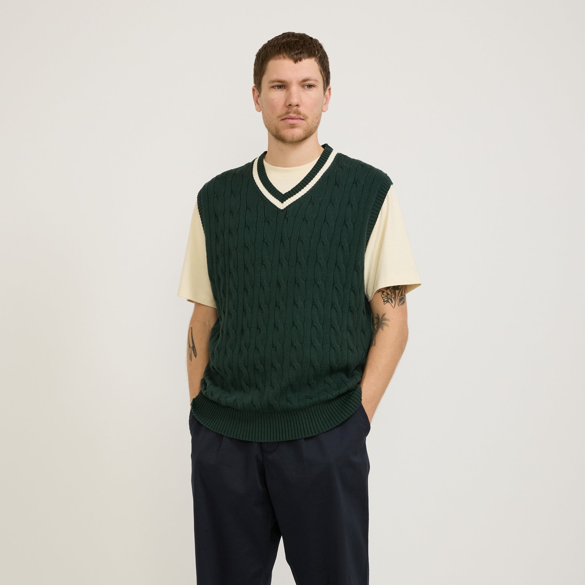 Museum of Peace & Quiet | School House Knit Vest Forest | Maplestore