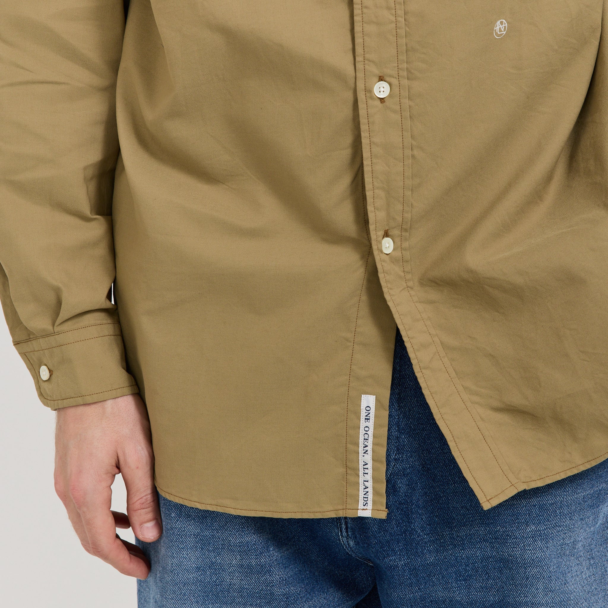 Button Down Wind Shirt Beige