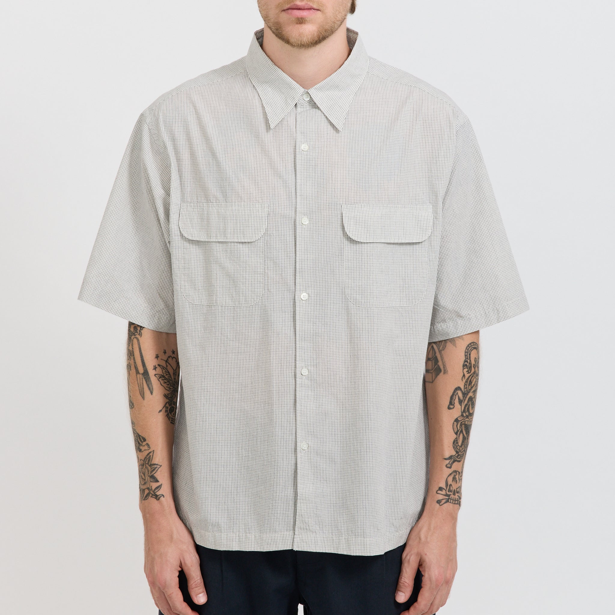 Nanamica | Regular Collar S/S Shirt Natural | Maplestore