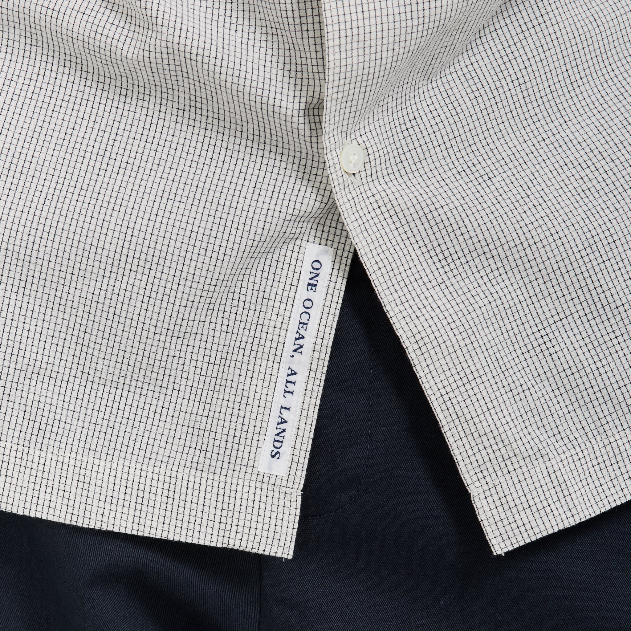 Nanamica | Regular Collar S/S Shirt Natural | Maplestore