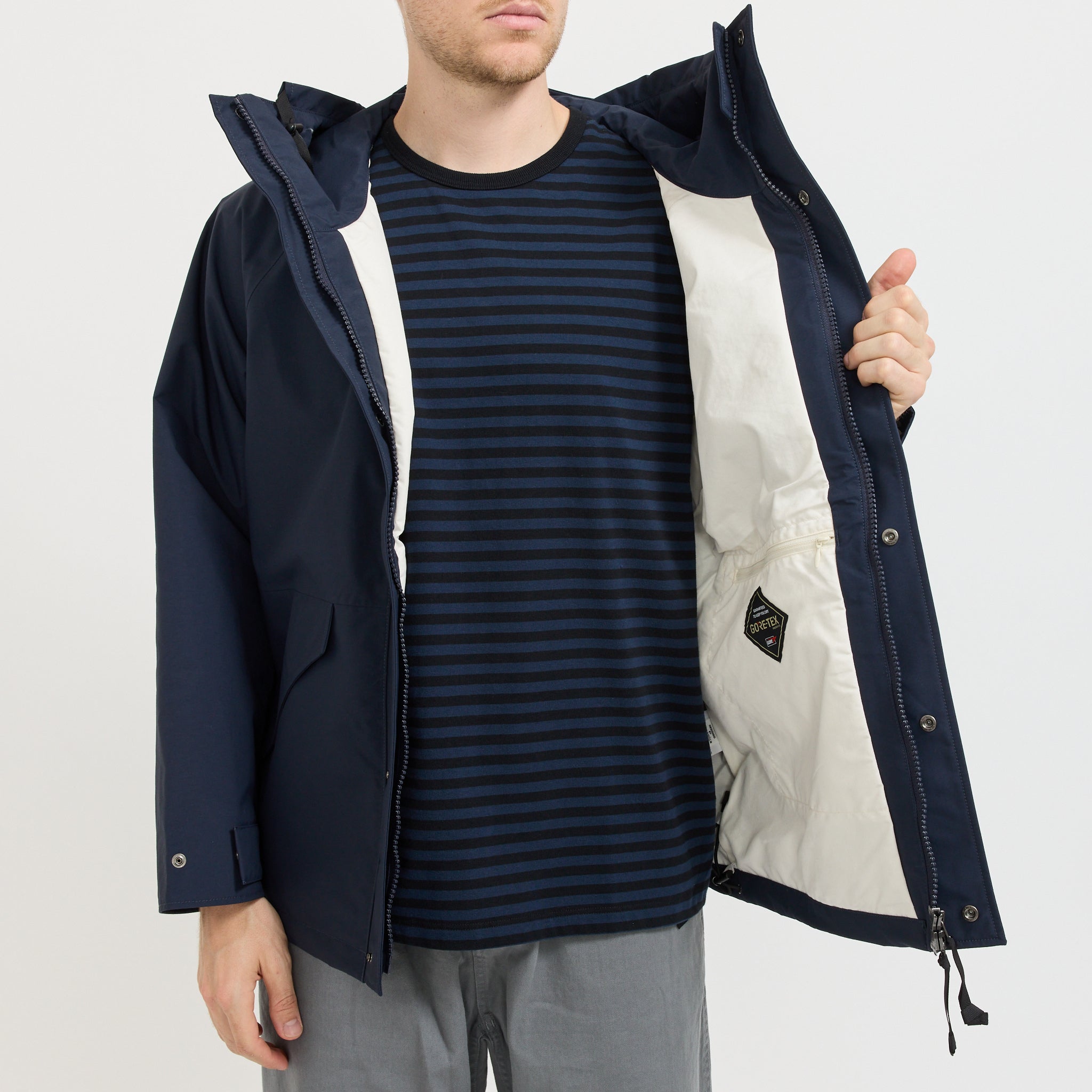 Nanamica 2L Nylon Gore-Tex Cruiser Jacket Navy | Maplestore