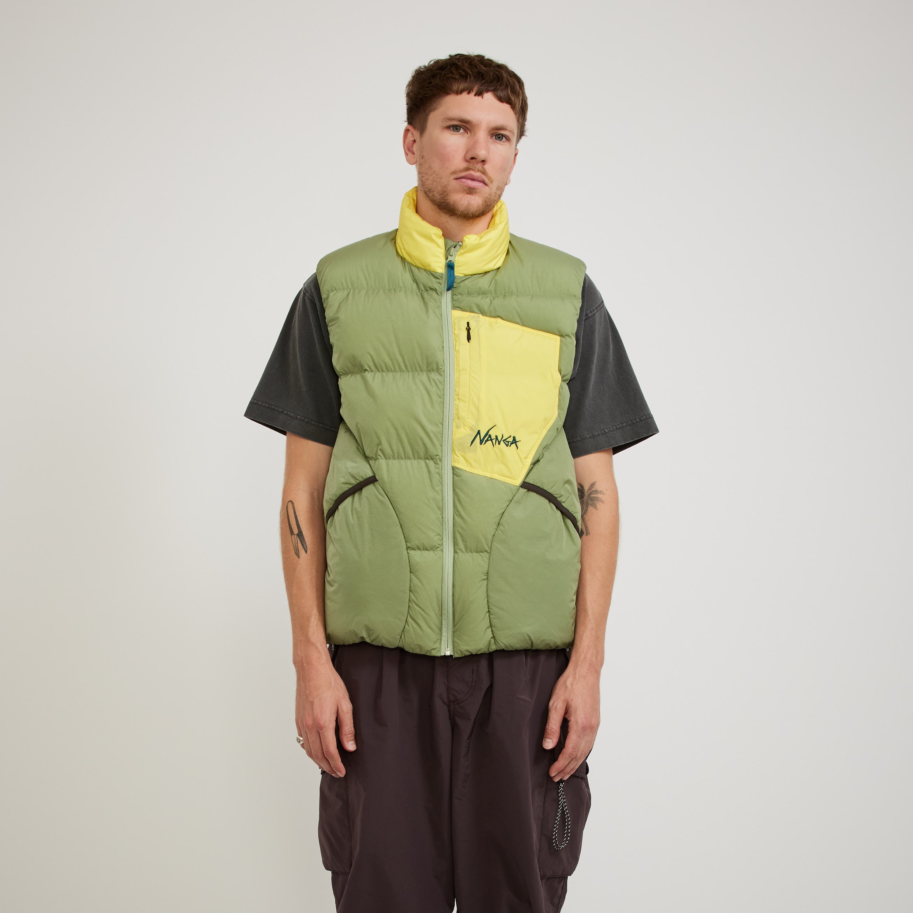 Nanga | Mazeno Ridge Vest Light Khaki | Maplestore