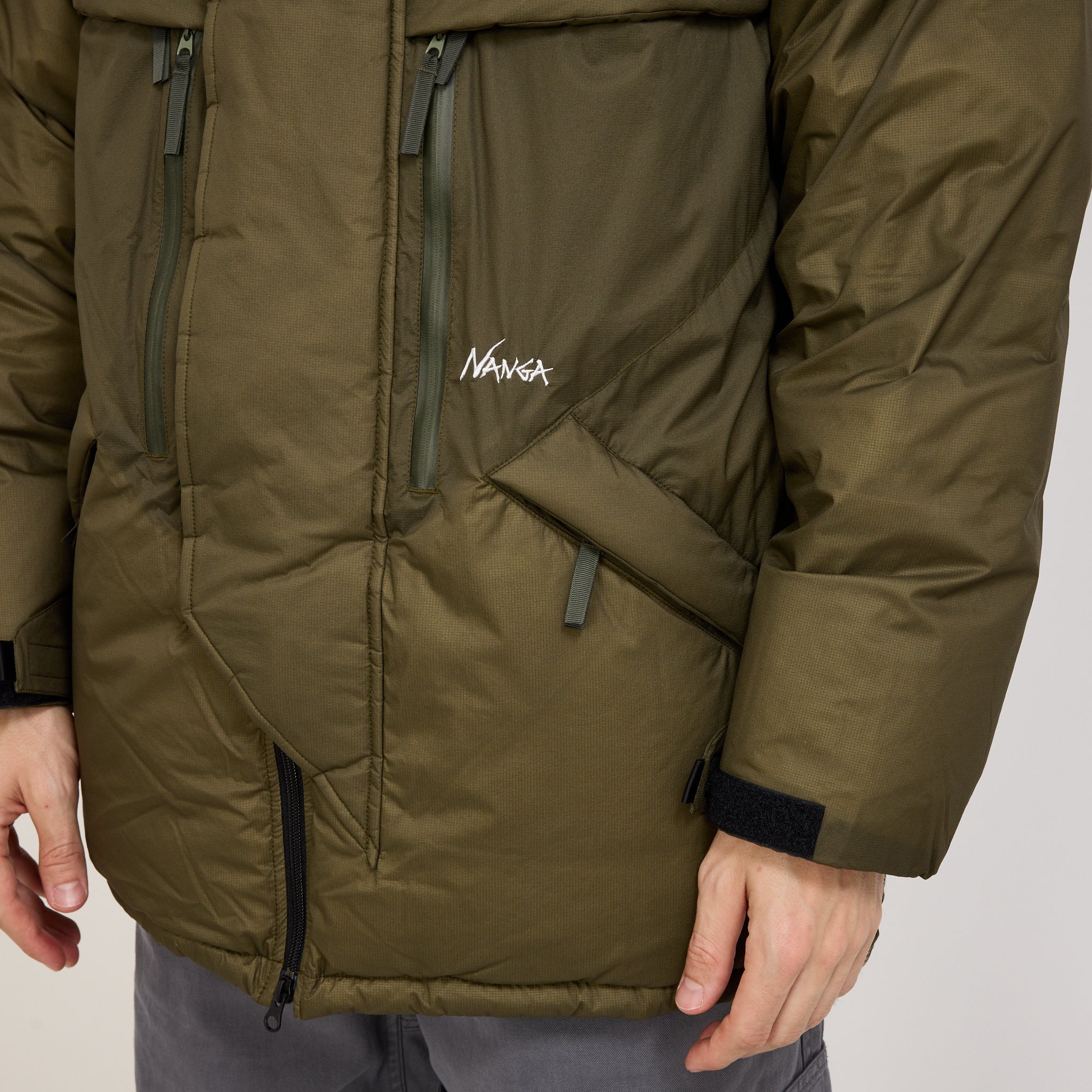 Nanga | Mountain Belay Coat Khaki | Maplestore