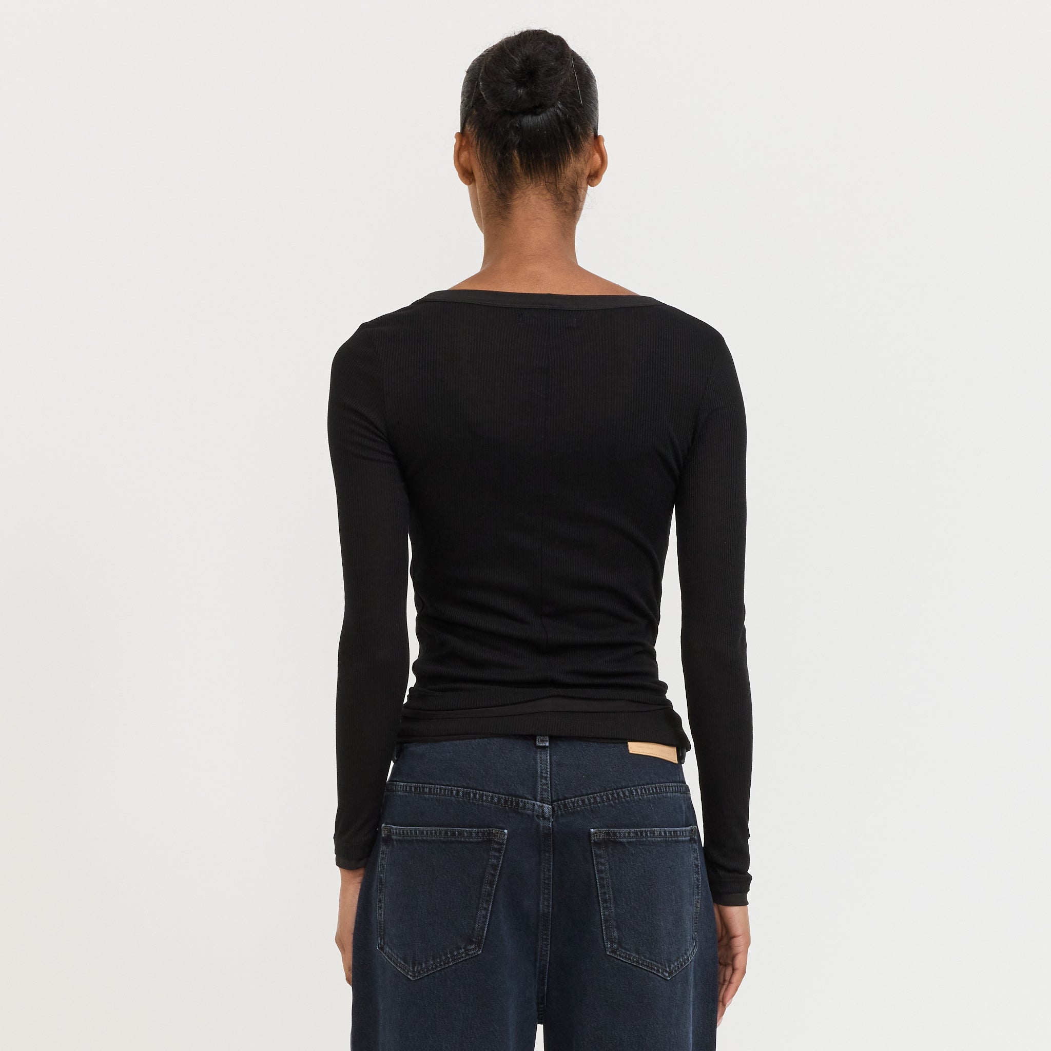 Echo Longsleeve Black