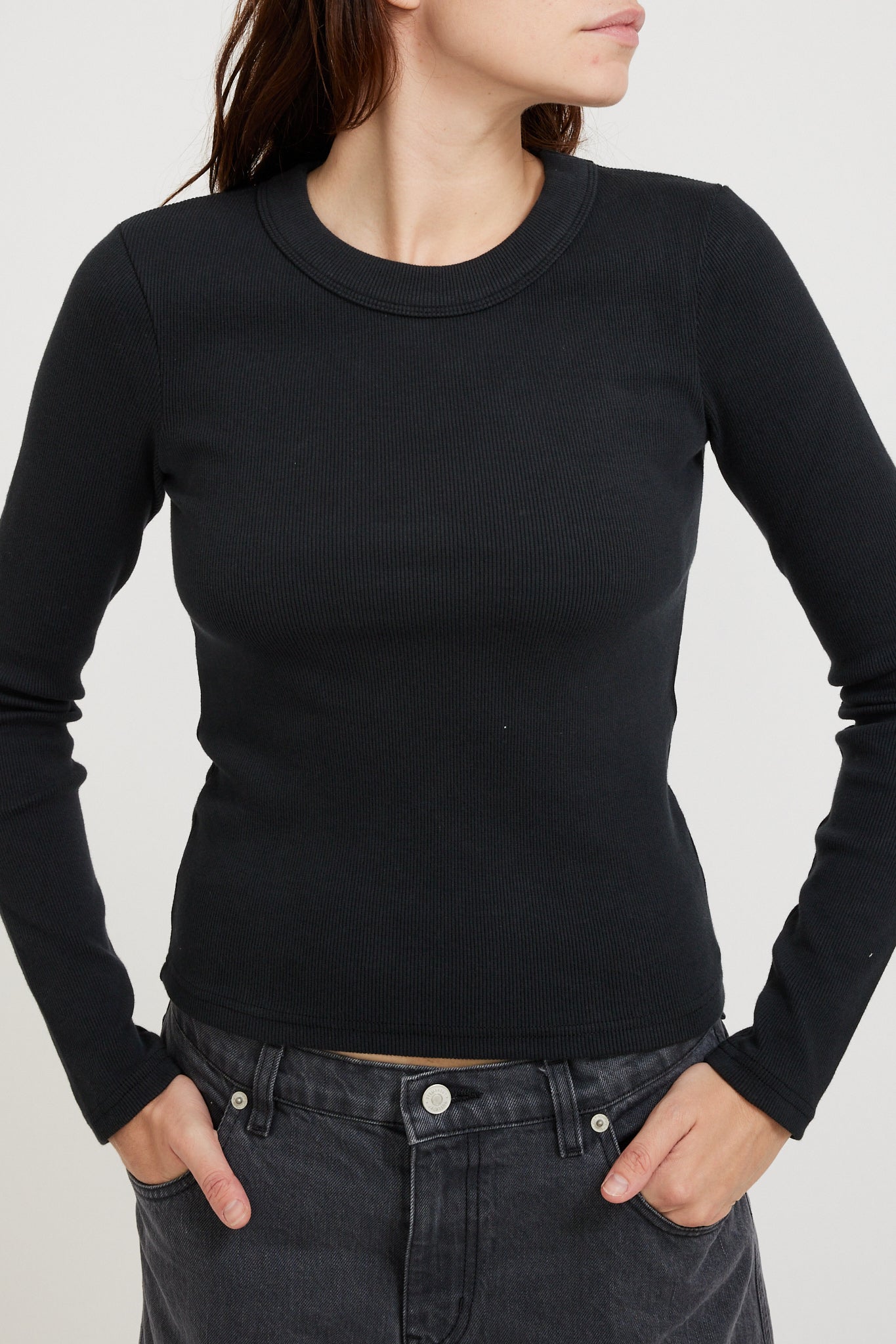 Neuw | Jonesy Long Sleeve Black | Maplestore