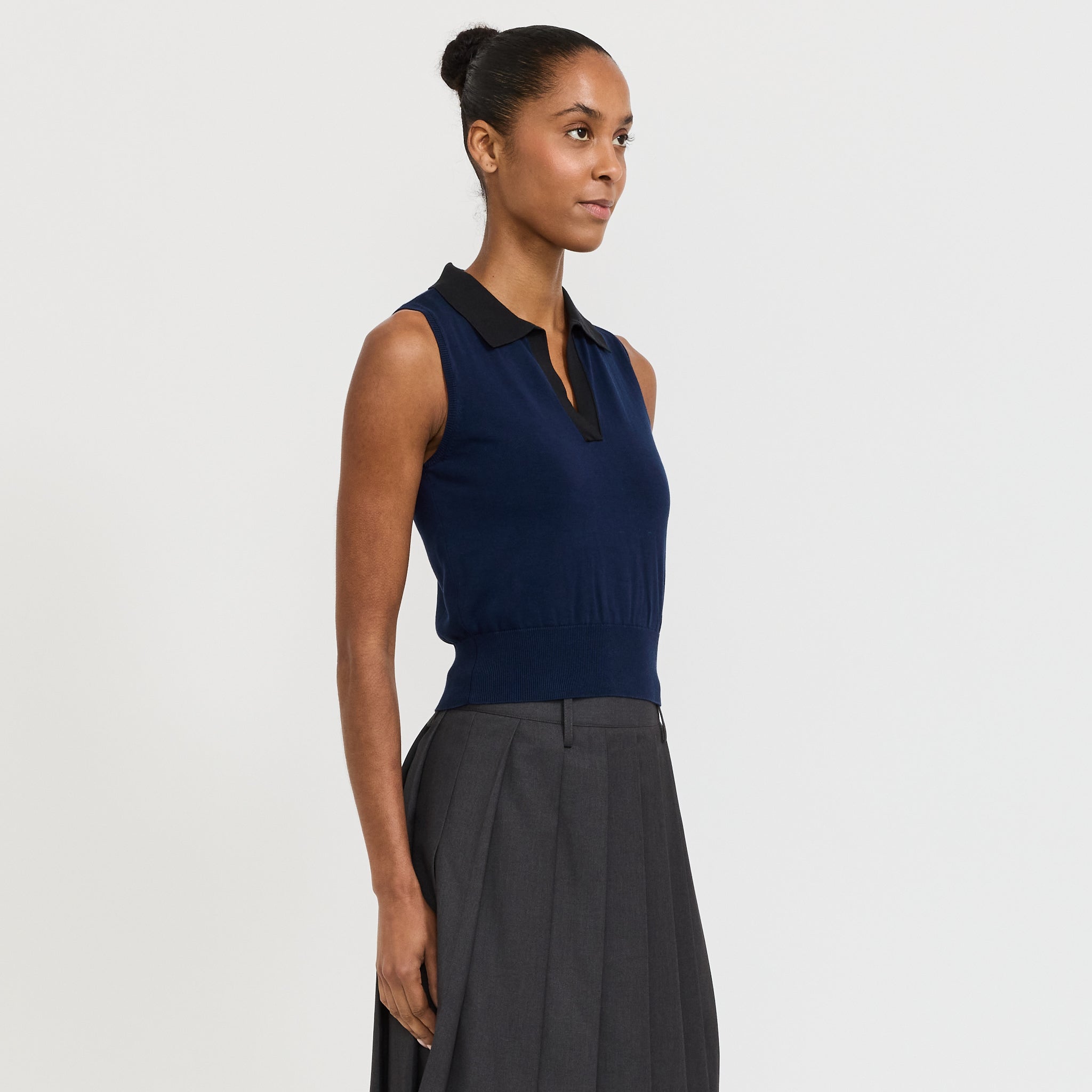 Neuw | Disco Top Dark Navy | Maplestore