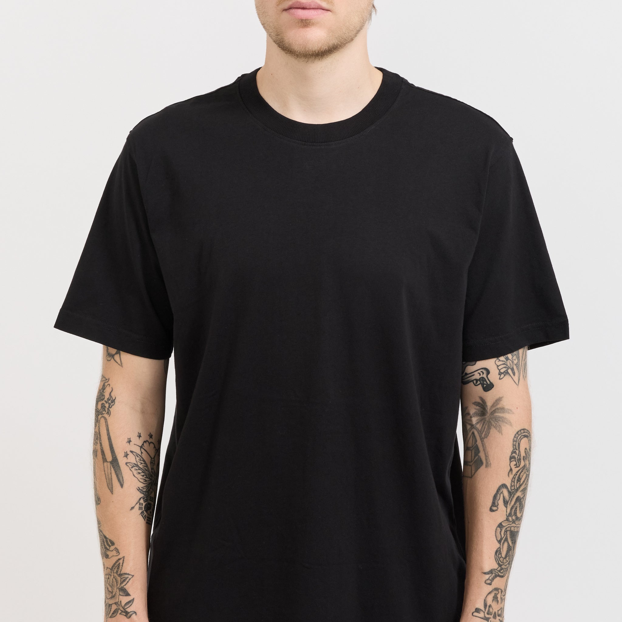 NN07 | Adam T-Shirt Black | Maplestore