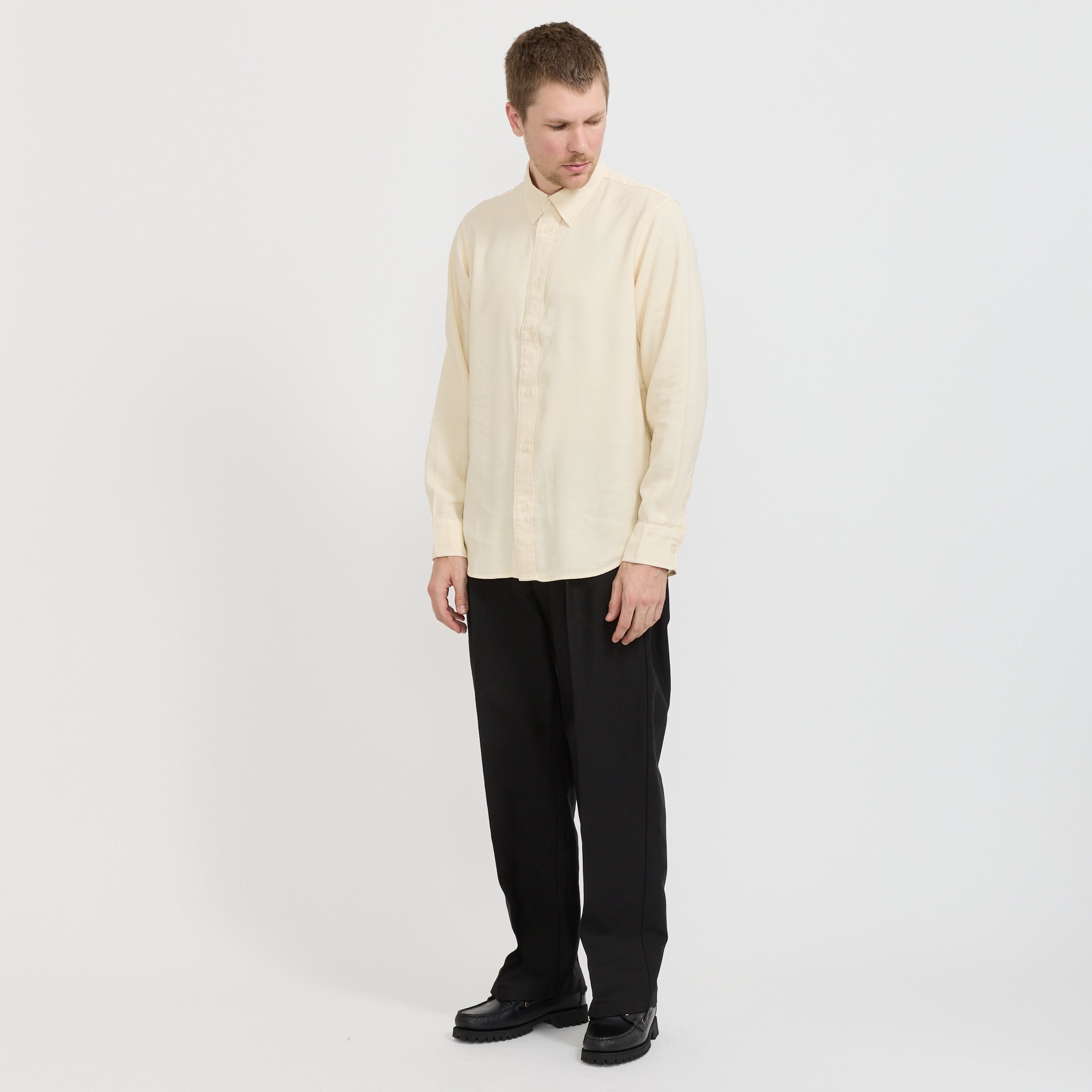 NN07 | Colby Shirt Ivory | Maplestore