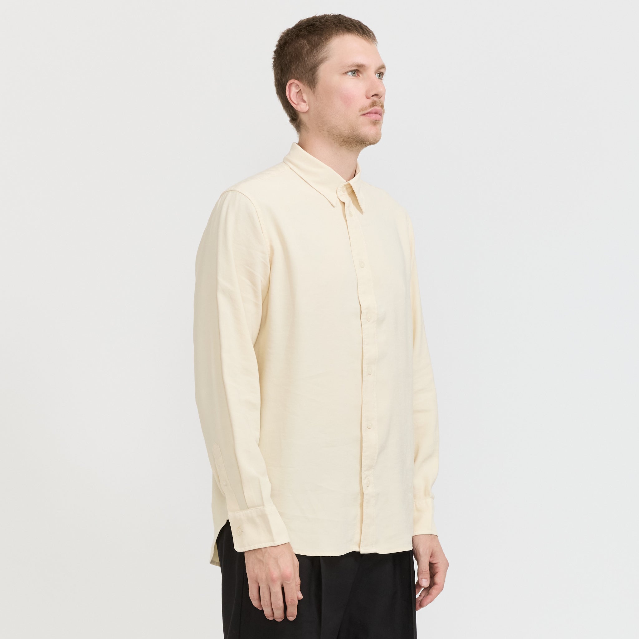 NN07 | Colby Shirt Ivory | Maplestore