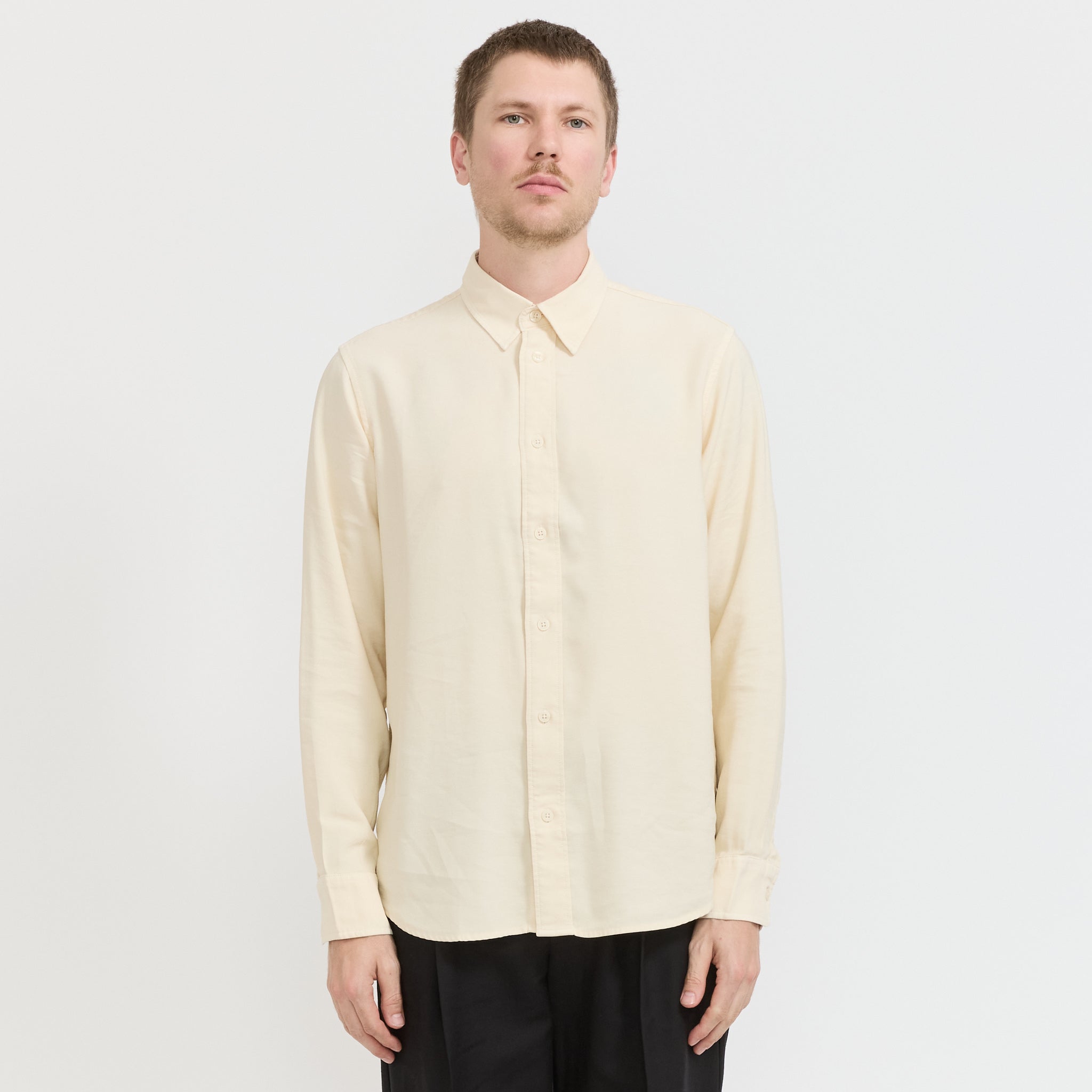 NN07 | Colby Shirt Ivory | Maplestore