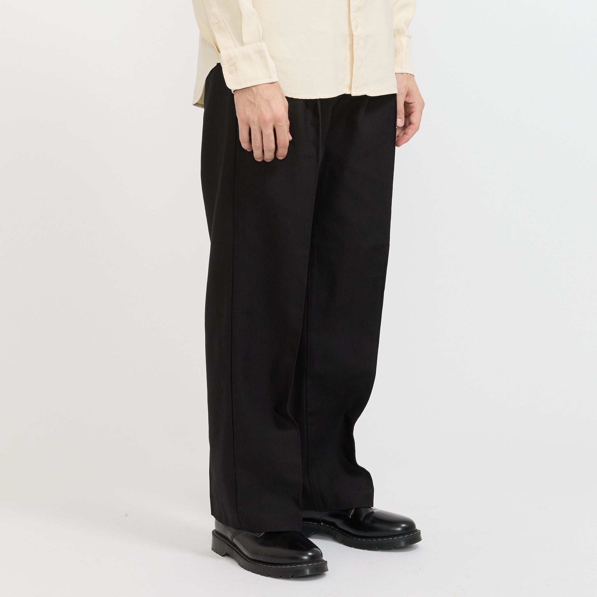 NN07 | Kay Relaxed Fit Trouser Black | Maplestore