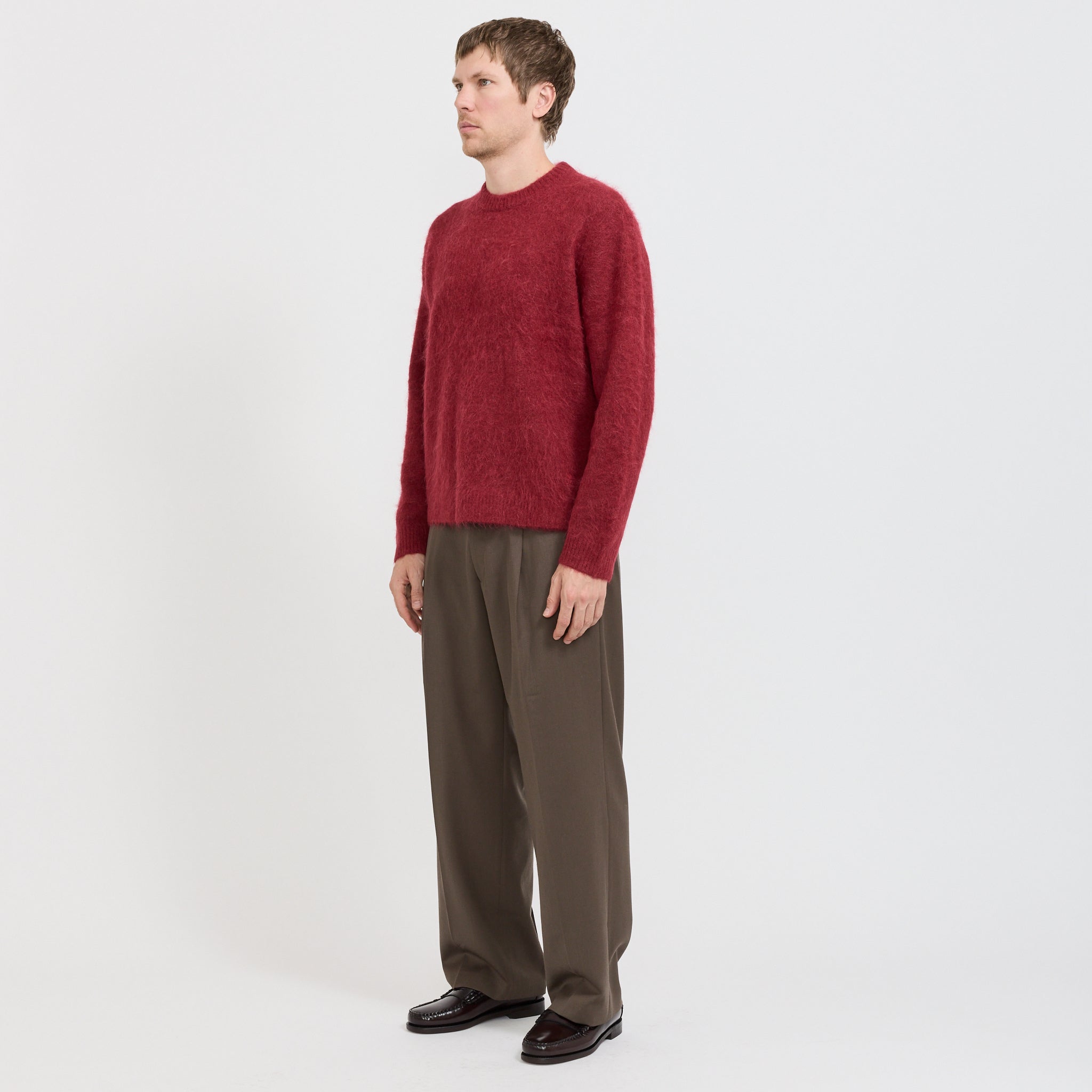 NN07 | Russell Crew Cranberry | Maplestore