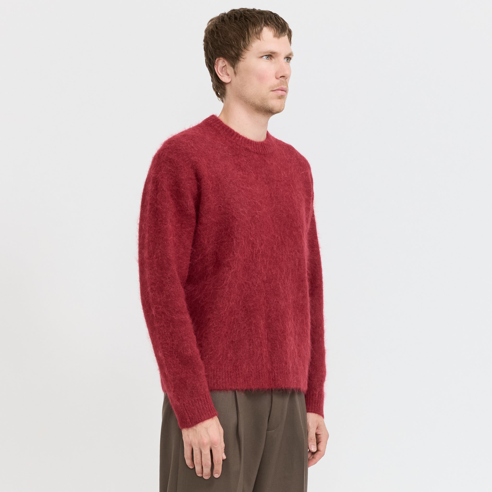 NN07 | Russell Crew Cranberry | Maplestore
