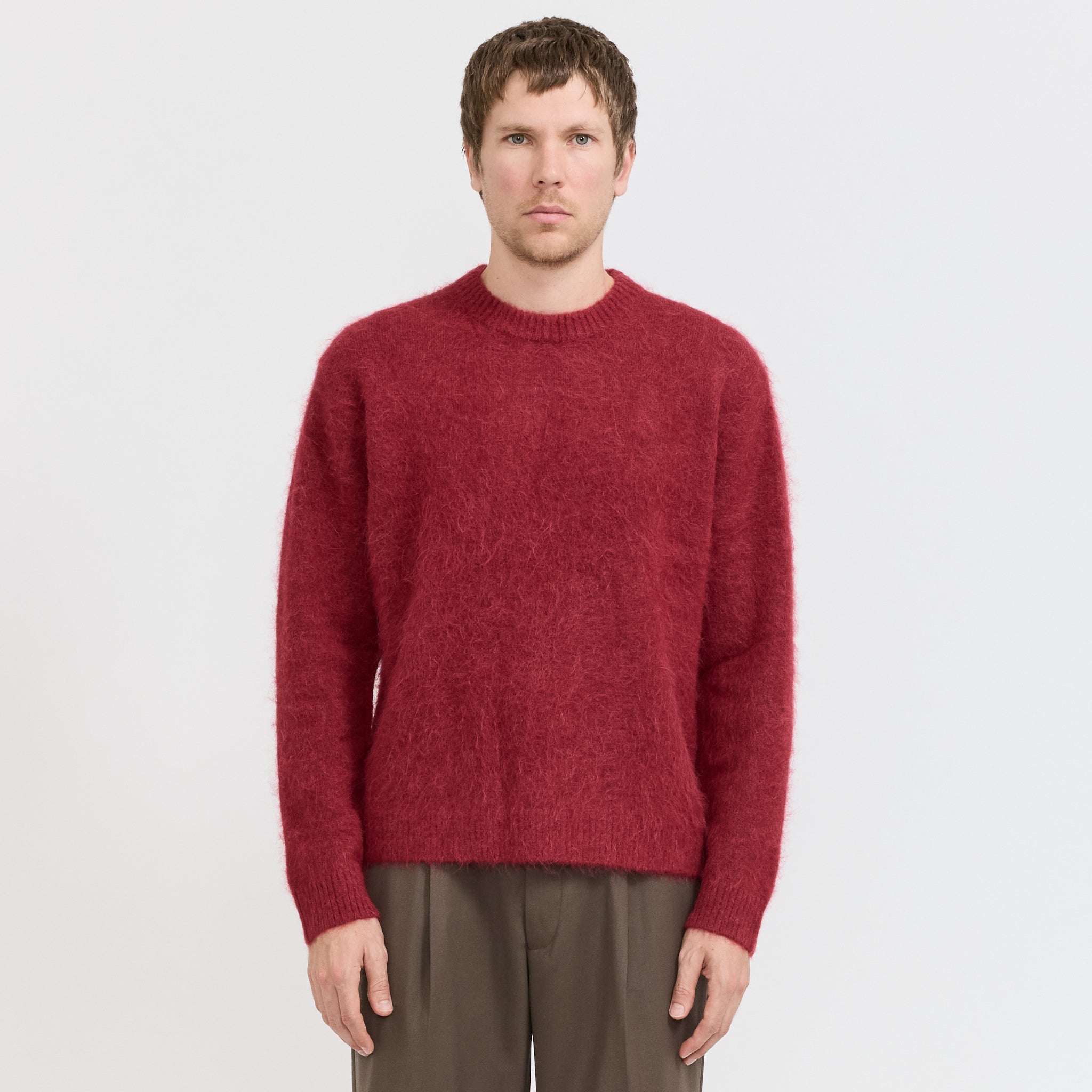 NN07 | Russell Crew Cranberry | Maplestore