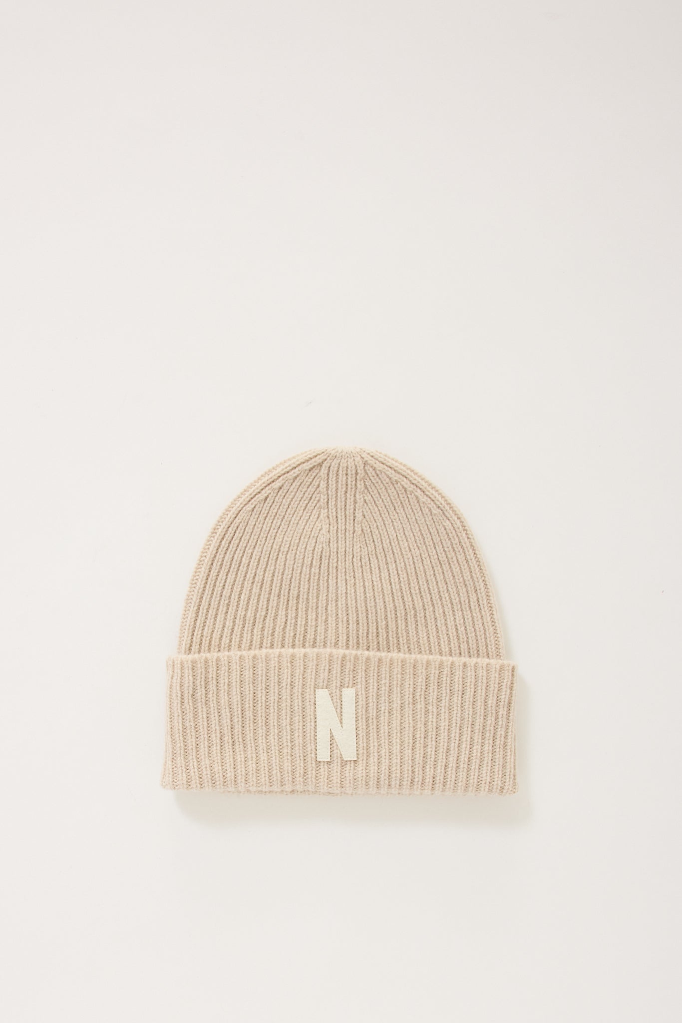 Norse Projects | Merino Lambswool Rib N Logo Beanie Oatmeal | Maplestore